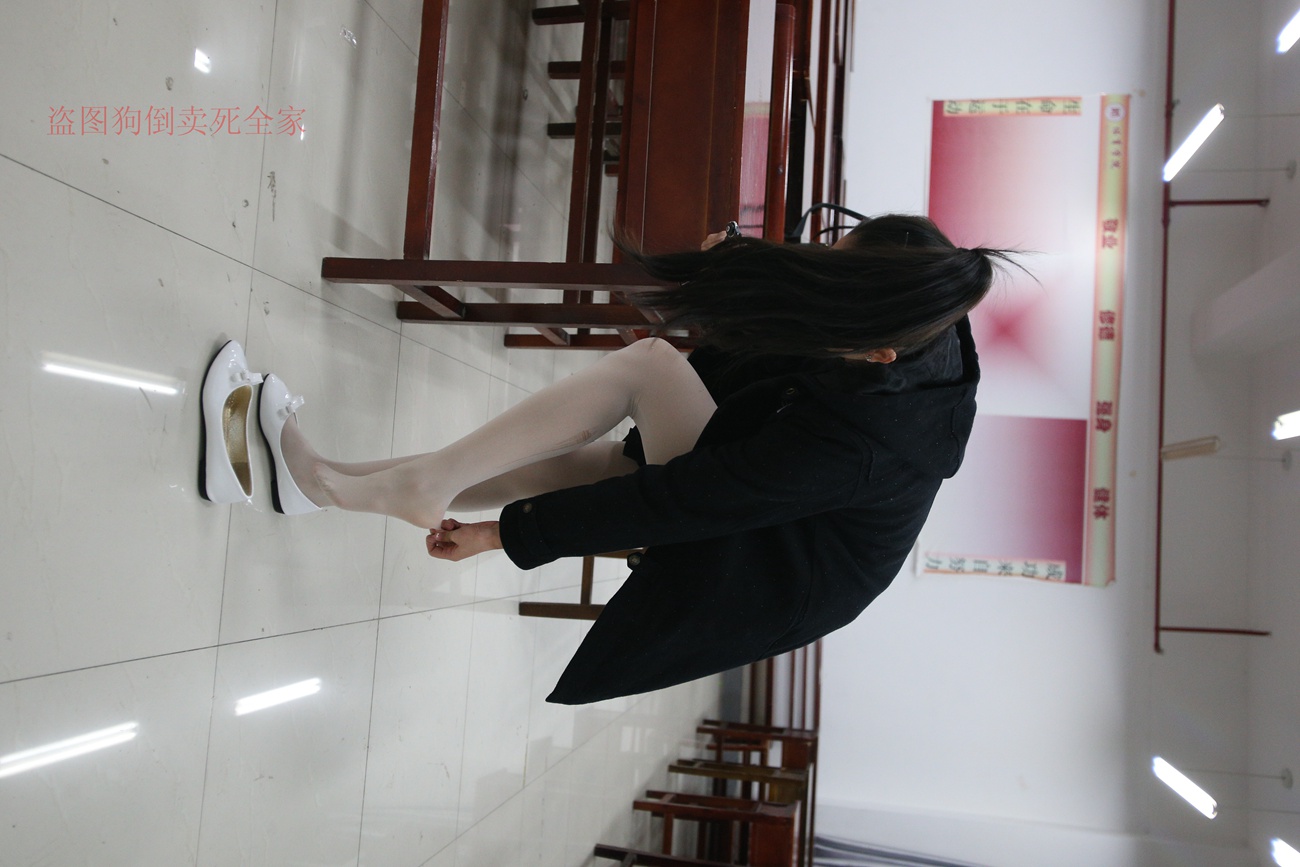 图片[46]-大西瓜爱牙膏-早期作品-Z4-4 教室电梯白袜 [336P] – 速更版-美库