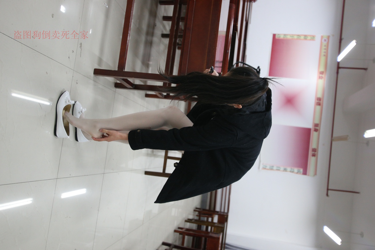 图片[49]-大西瓜爱牙膏-早期作品-Z4-4 教室电梯白袜 [336P] – 速更版-美库