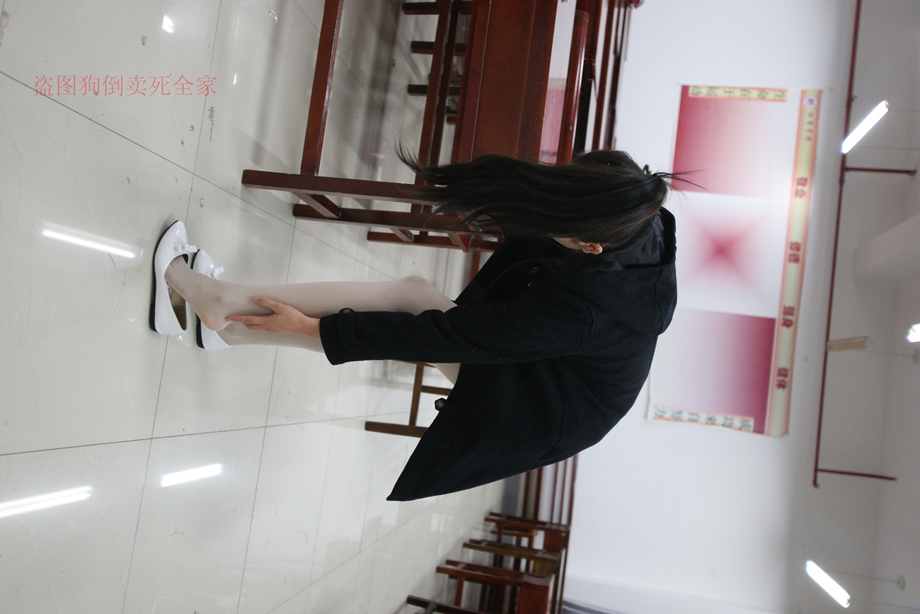 图片[50]-大西瓜爱牙膏-早期作品-Z4-4 教室电梯白袜 [336P] – 速更版-美库