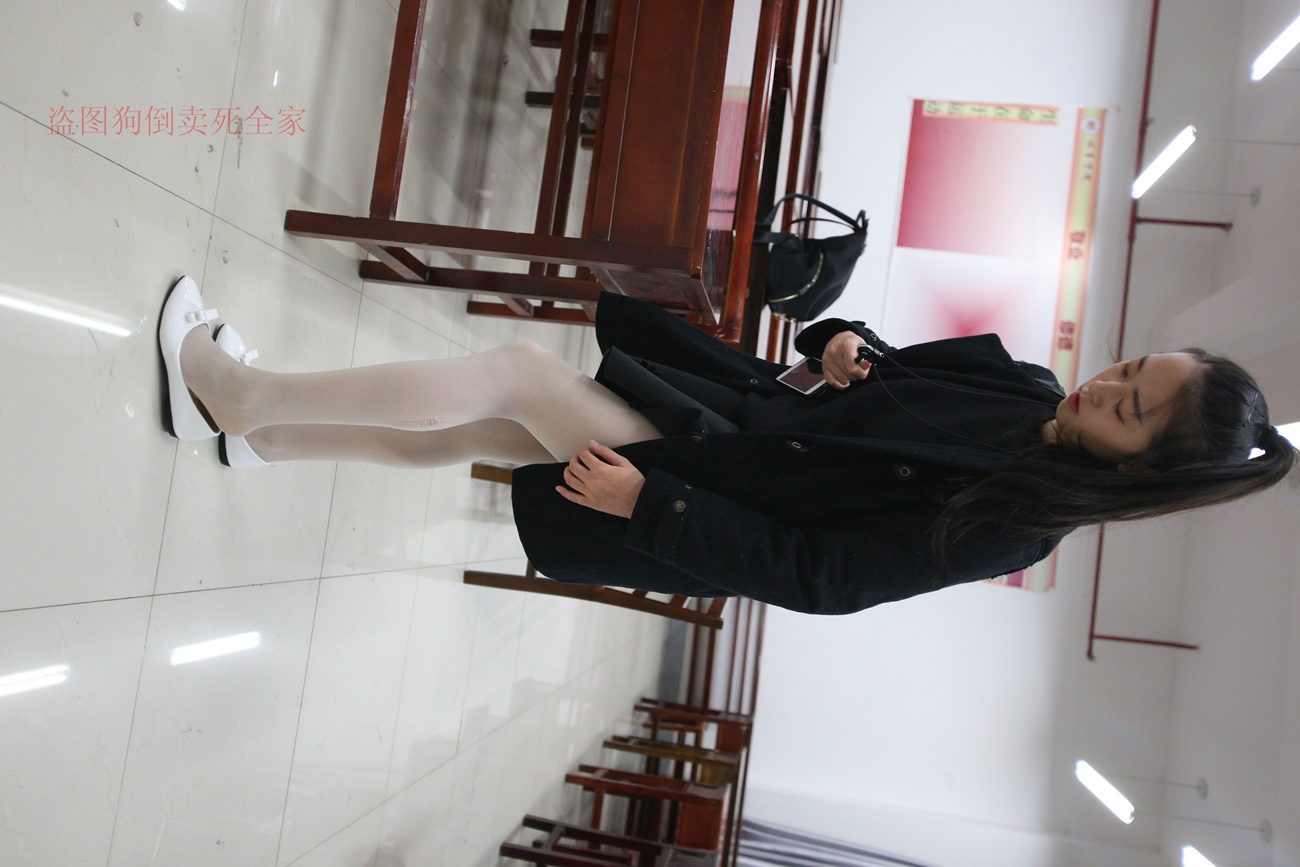 图片[51]-大西瓜爱牙膏-早期作品-Z4-4 教室电梯白袜 [336P] – 速更版-美库