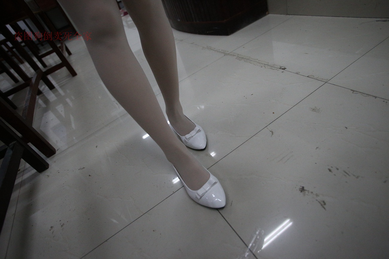 图片[103]-大西瓜爱牙膏-早期作品-Z4-4 教室电梯白袜 [336P] – 速更版-美库