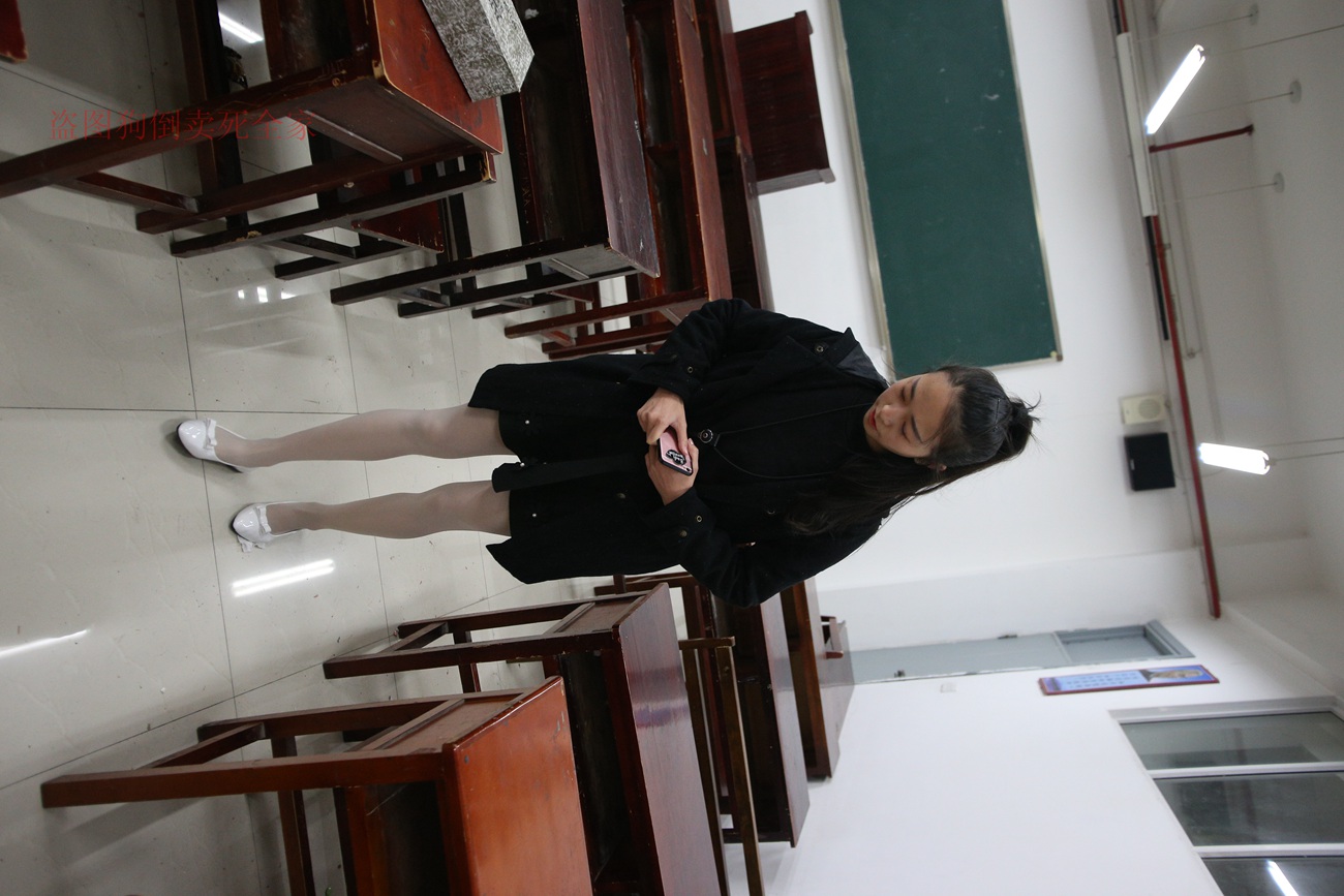 图片[185]-大西瓜爱牙膏-早期作品-Z4-4 教室电梯白袜 [336P] – 速更版-美库