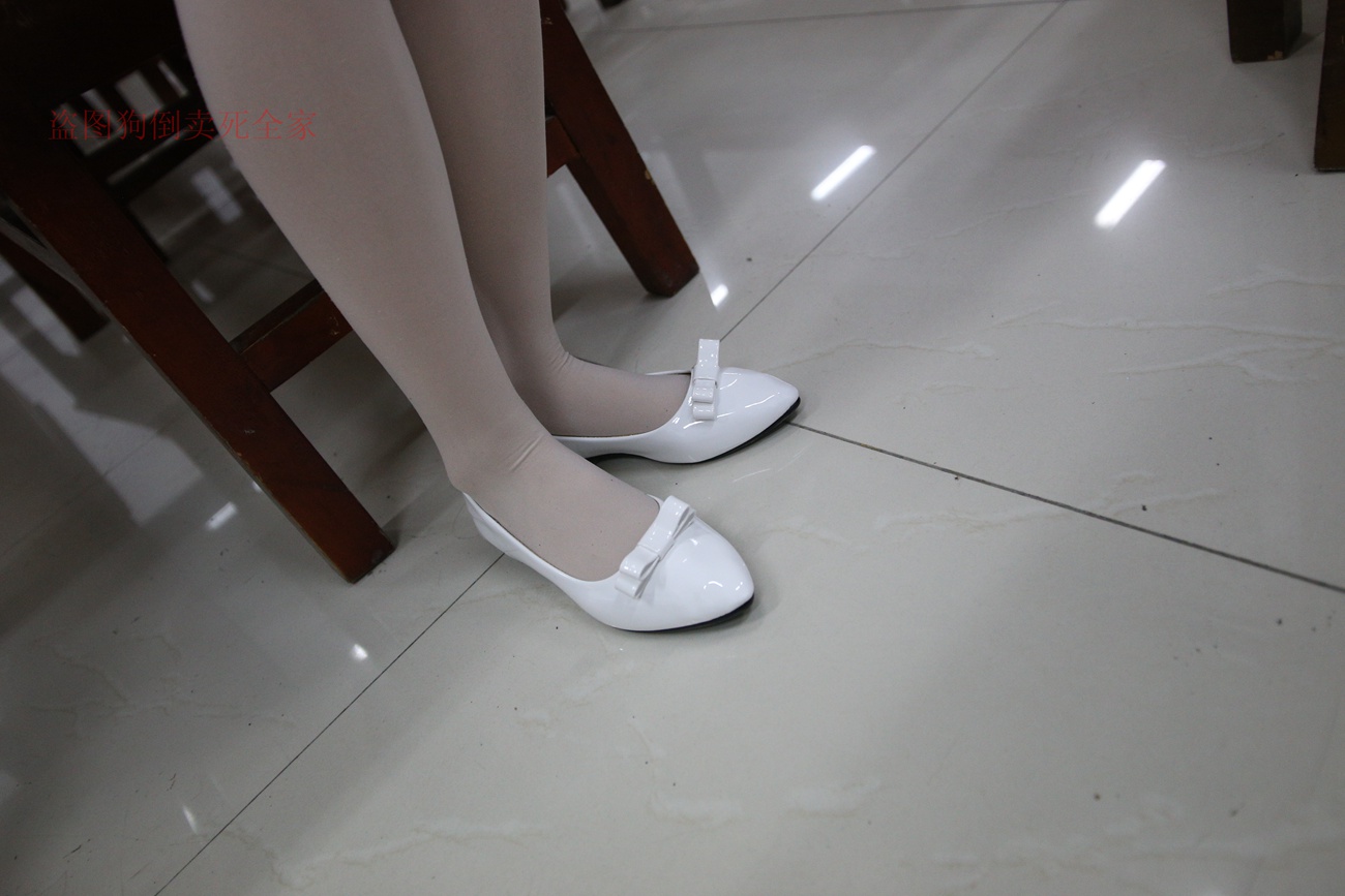 图片[227]-大西瓜爱牙膏-早期作品-Z4-4 教室电梯白袜 [336P] – 速更版-美库