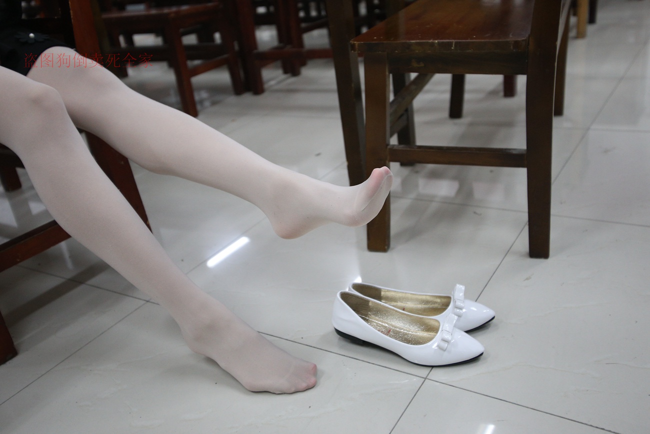 图片[265]-大西瓜爱牙膏-早期作品-Z4-4 教室电梯白袜 [336P] – 速更版-美库