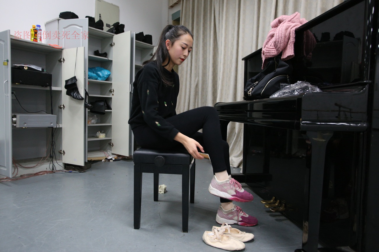 图片[200]-大西瓜爱牙膏-早期作品-Z4-5 教室 (1)[208P] – 速更版-美库