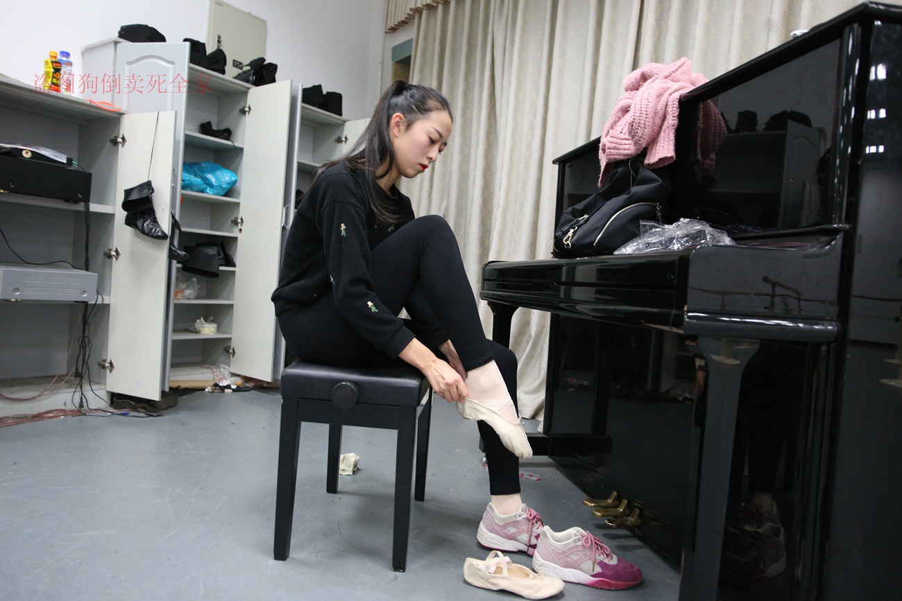 图片[207]-大西瓜爱牙膏-早期作品-Z4-5 教室 (1)[208P] – 速更版-美库