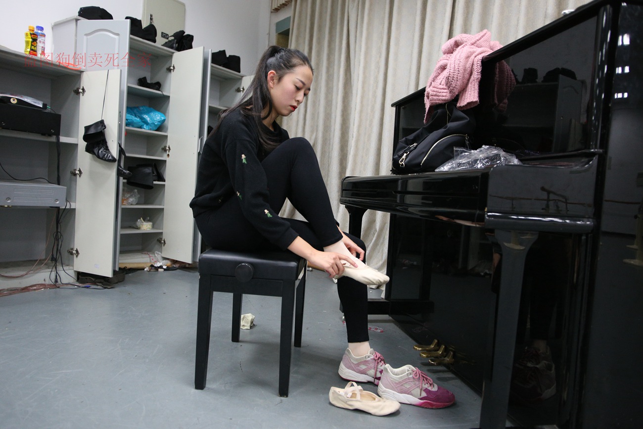 图片[206]-大西瓜爱牙膏-早期作品-Z4-5 教室 (1)[208P] – 速更版-美库