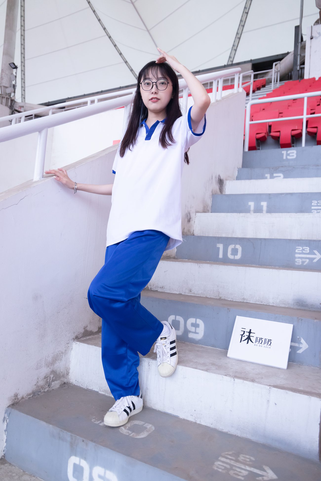 图片[11]-[BoBoSocks袜啵啵]NO.002 稚予-校服、贝壳头、白棉袜、裸足[139P] – 速更版-美库