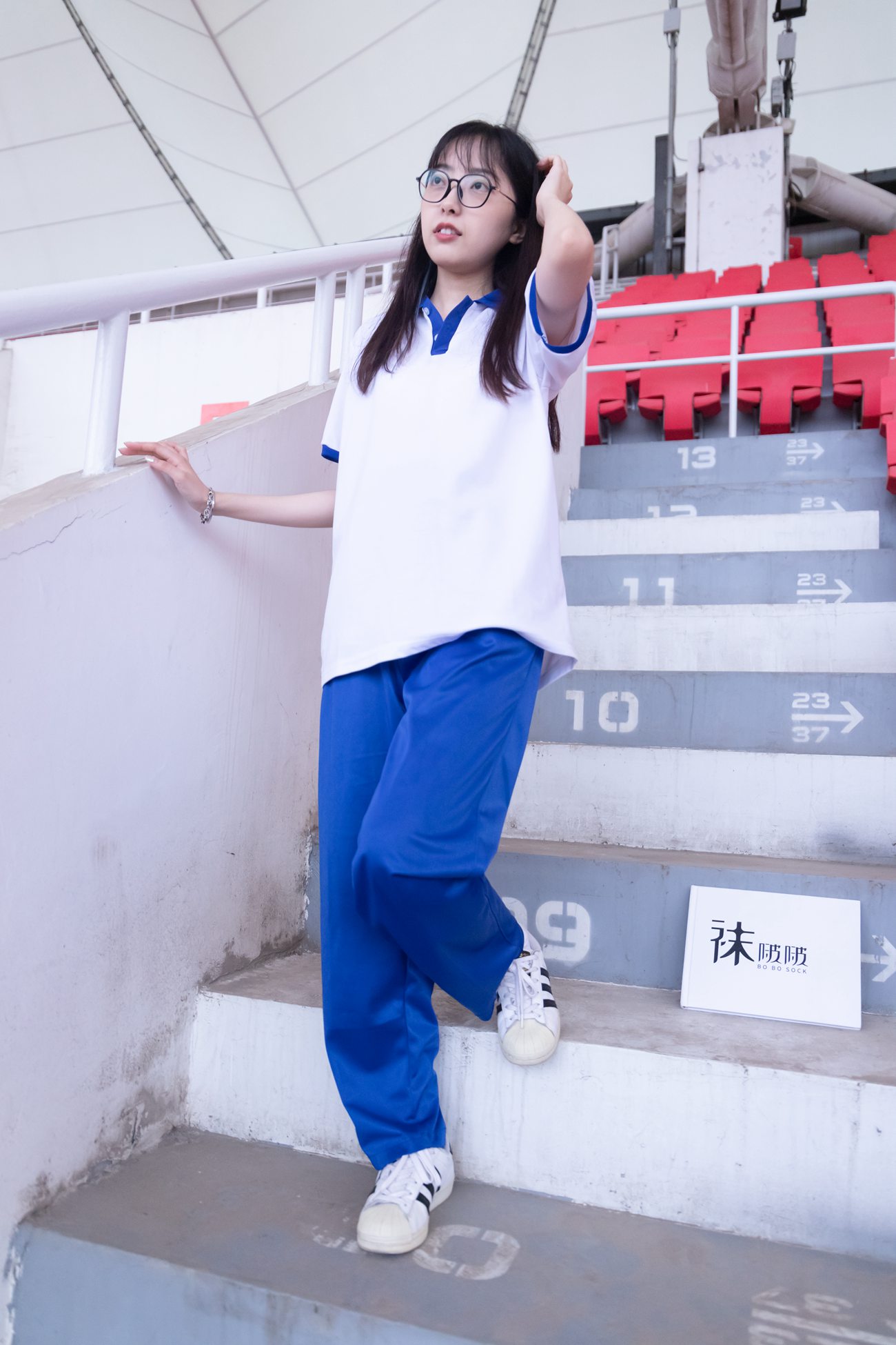 图片[12]-[BoBoSocks袜啵啵]NO.002 稚予-校服、贝壳头、白棉袜、裸足[139P] – 速更版-美库