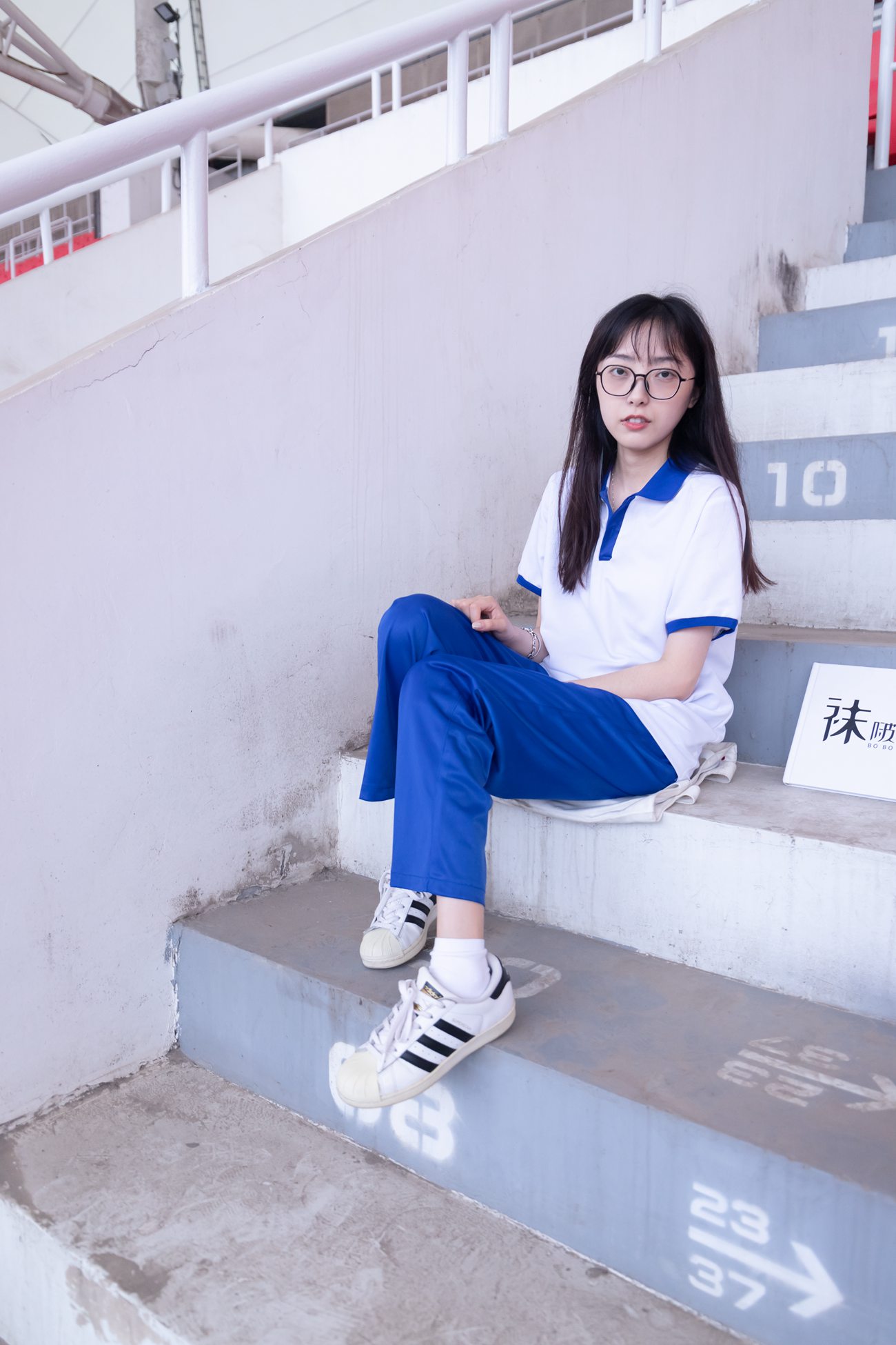 图片[20]-[BoBoSocks袜啵啵]NO.002 稚予-校服、贝壳头、白棉袜、裸足[139P] – 速更版-美库