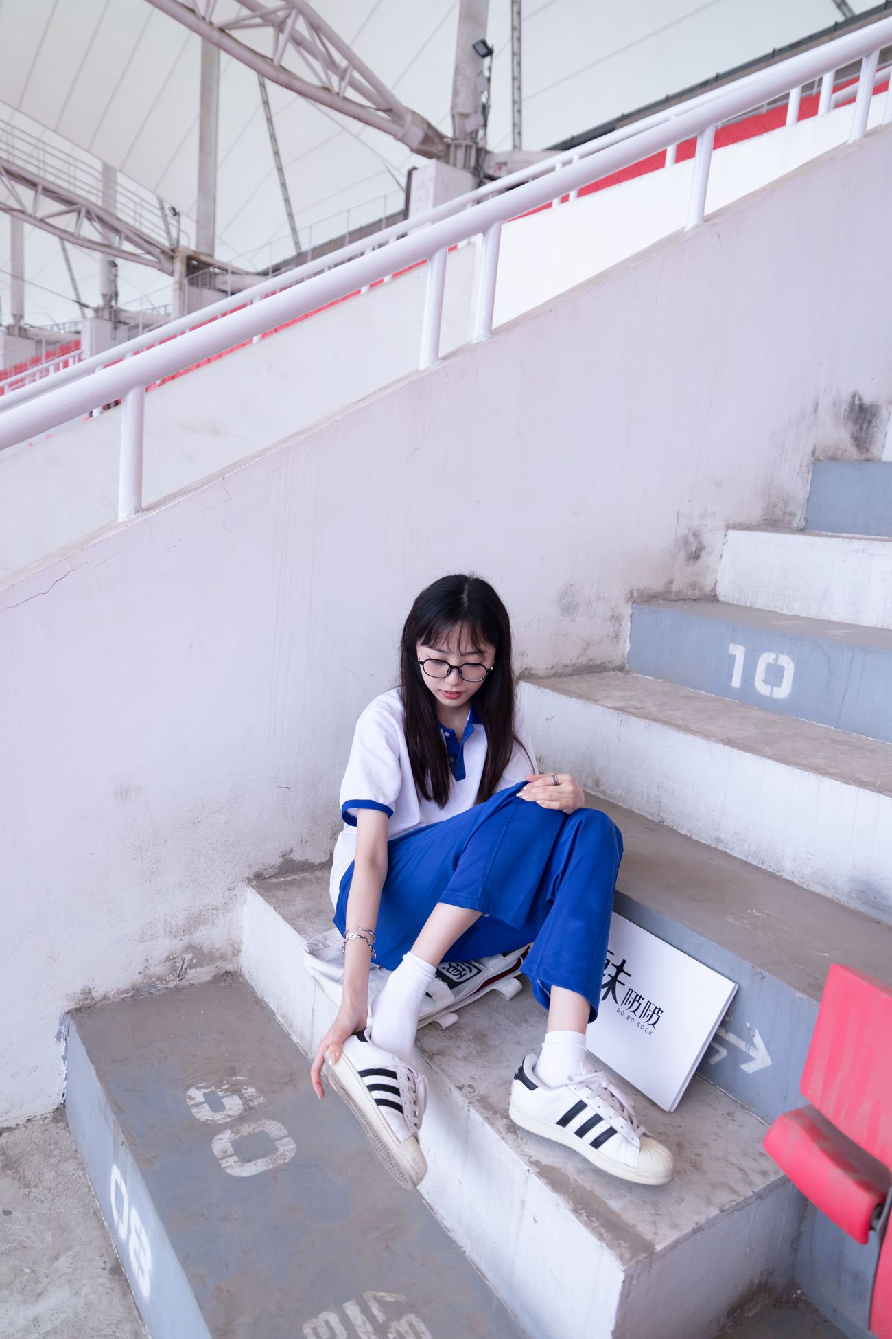 图片[45]-[BoBoSocks袜啵啵]NO.002 稚予-校服、贝壳头、白棉袜、裸足[139P] – 速更版-美库