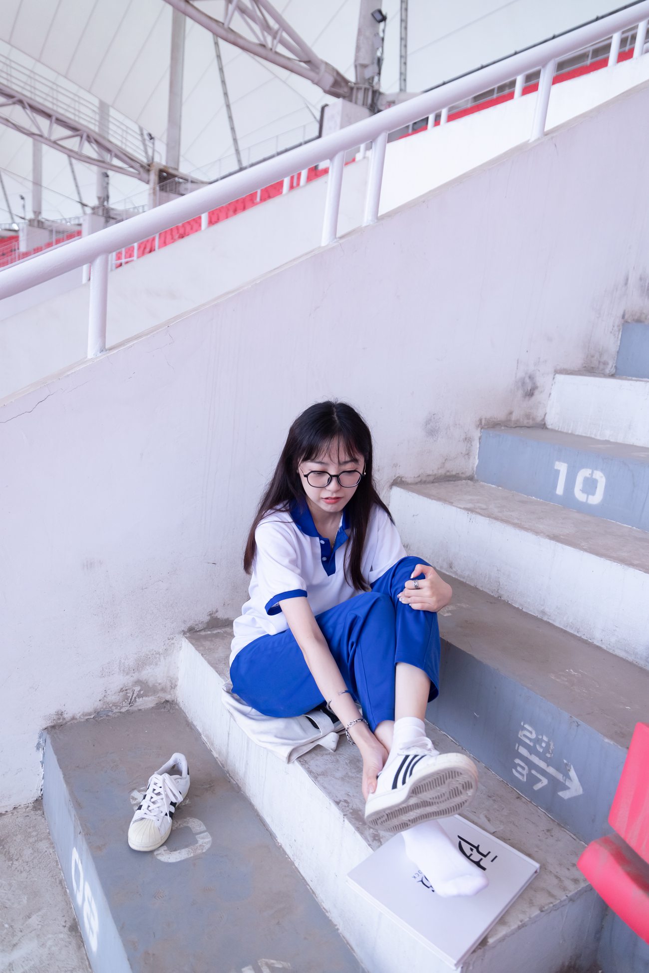 图片[63]-[BoBoSocks袜啵啵]NO.002 稚予-校服、贝壳头、白棉袜、裸足[139P] – 速更版-美库