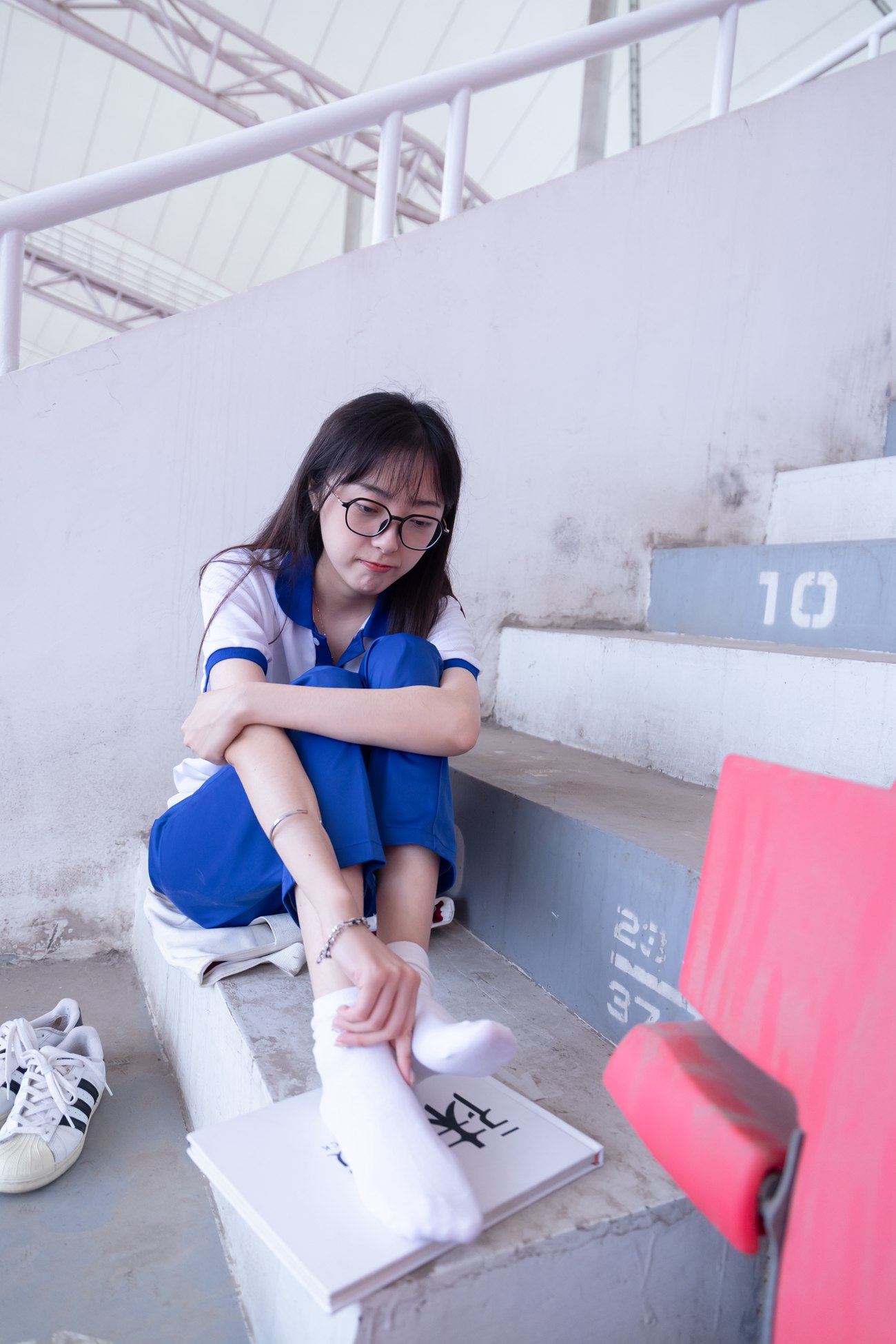 图片[69]-[BoBoSocks袜啵啵]NO.002 稚予-校服、贝壳头、白棉袜、裸足[139P] – 速更版-美库