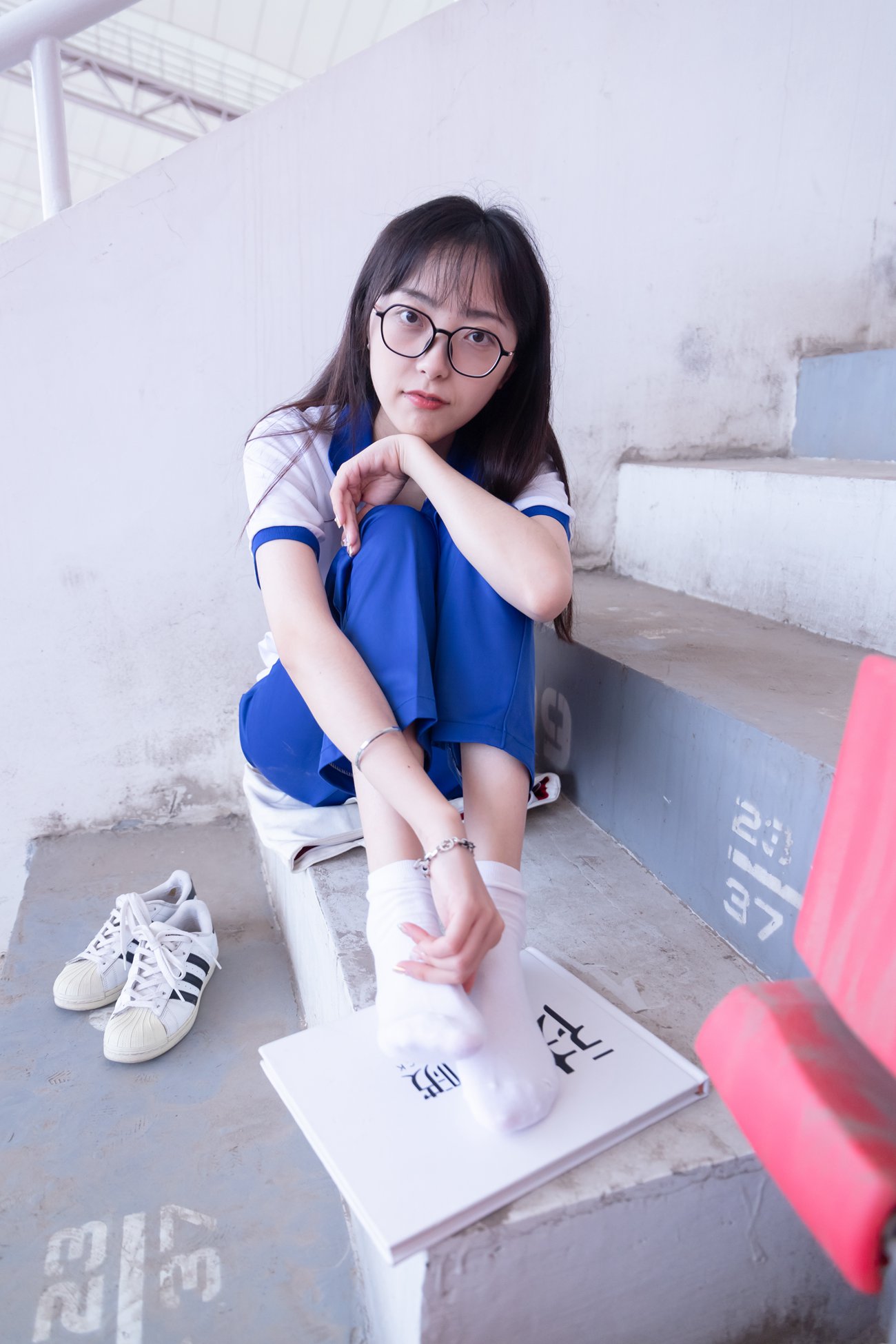 图片[70]-[BoBoSocks袜啵啵]NO.002 稚予-校服、贝壳头、白棉袜、裸足[139P] – 速更版-美库