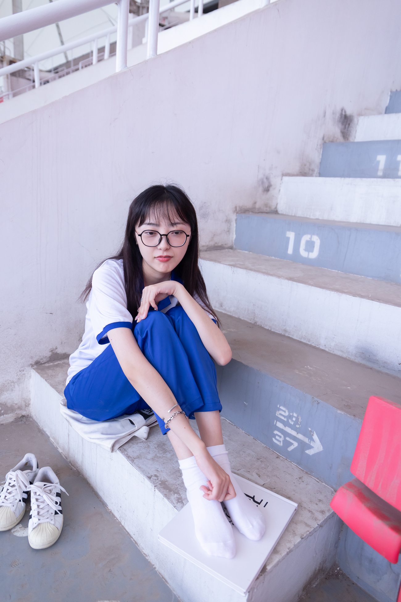 图片[86]-[BoBoSocks袜啵啵]NO.002 稚予-校服、贝壳头、白棉袜、裸足[139P] – 速更版-美库