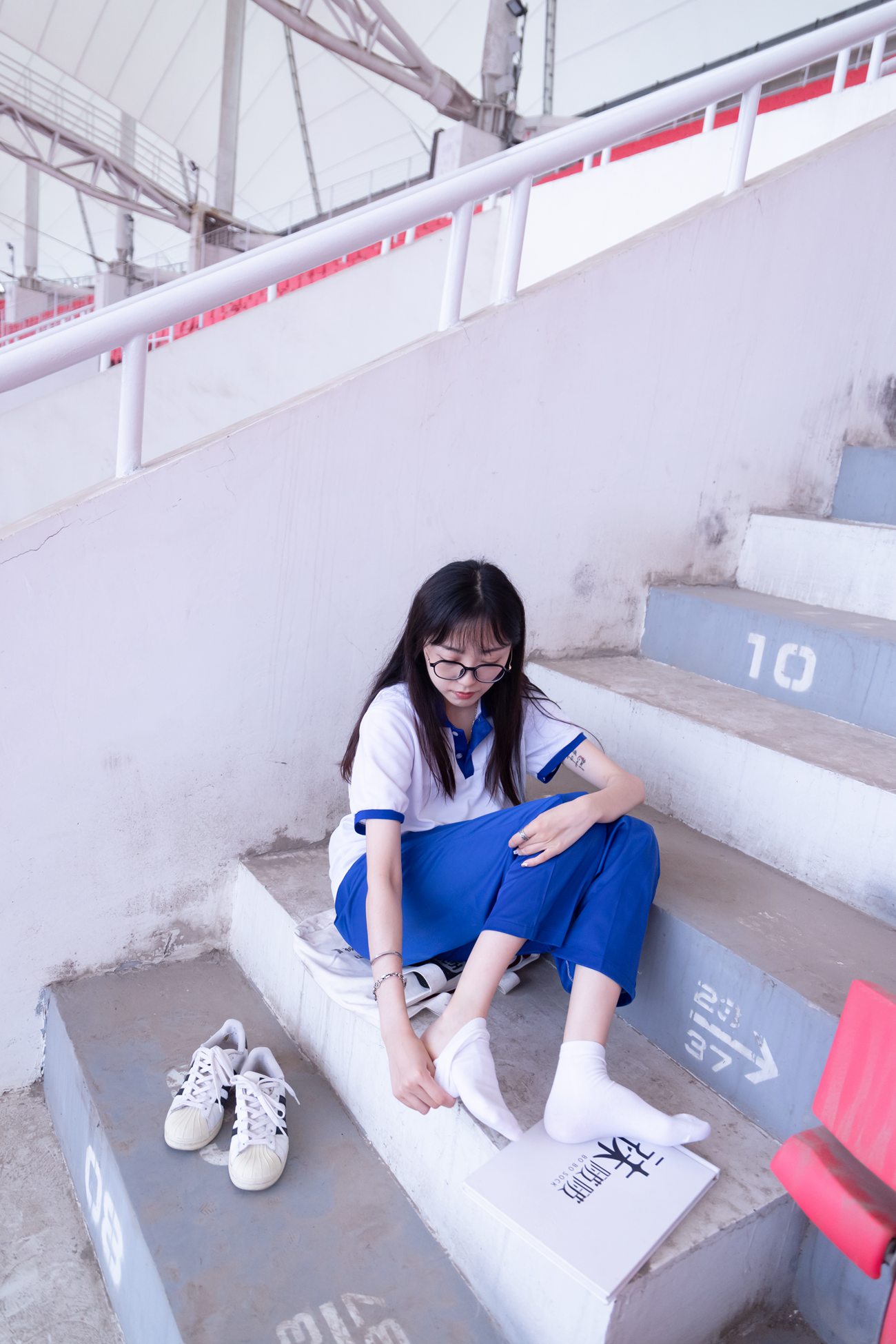 图片[95]-[BoBoSocks袜啵啵]NO.002 稚予-校服、贝壳头、白棉袜、裸足[139P] – 速更版-美库