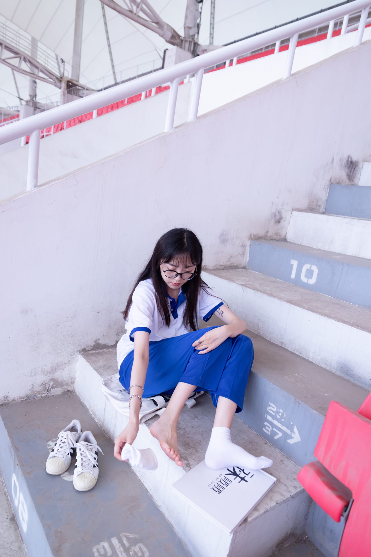 图片[100]-[BoBoSocks袜啵啵]NO.002 稚予-校服、贝壳头、白棉袜、裸足[139P] – 速更版-美库