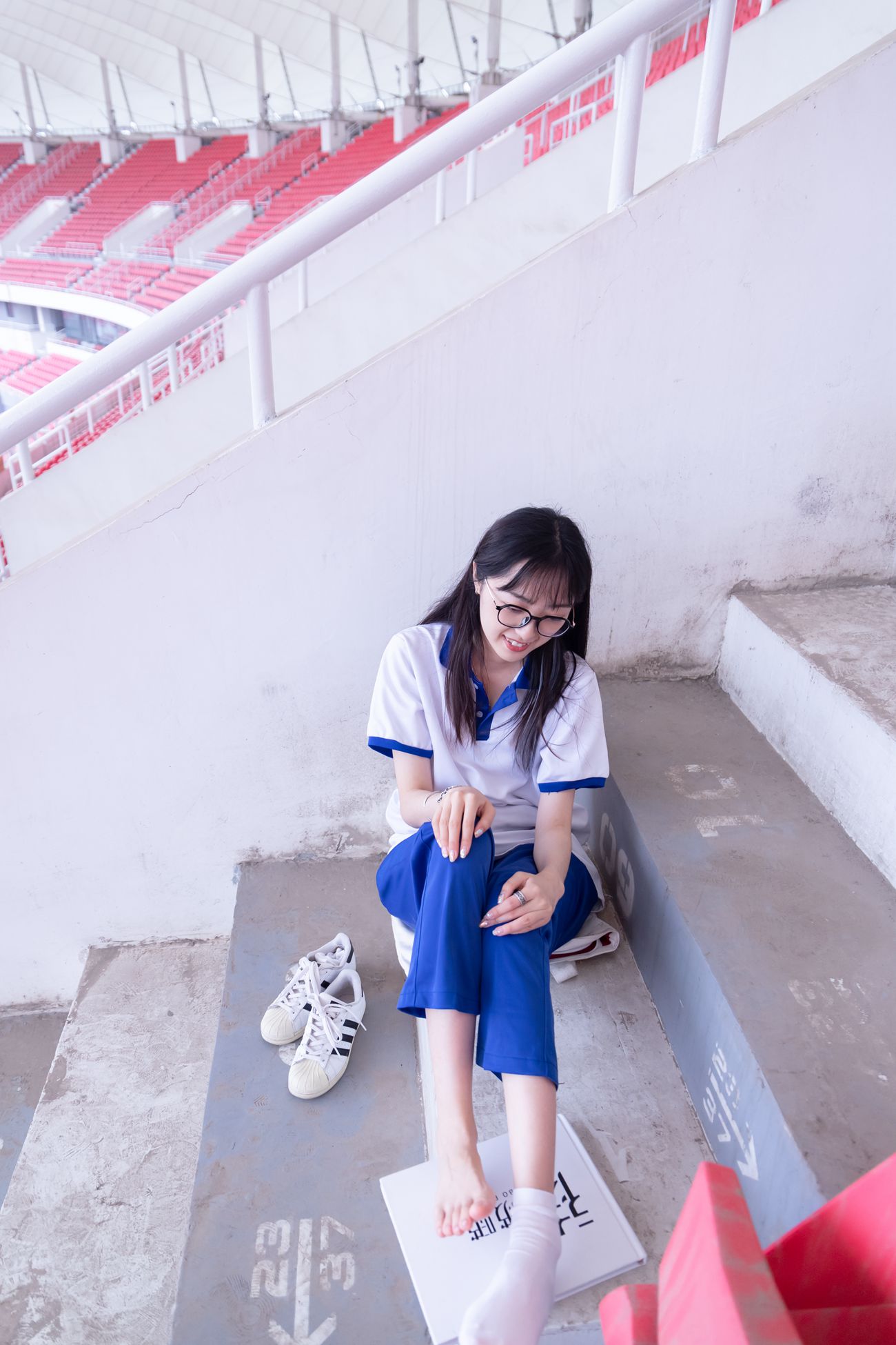 图片[112]-[BoBoSocks袜啵啵]NO.002 稚予-校服、贝壳头、白棉袜、裸足[139P] – 速更版-美库