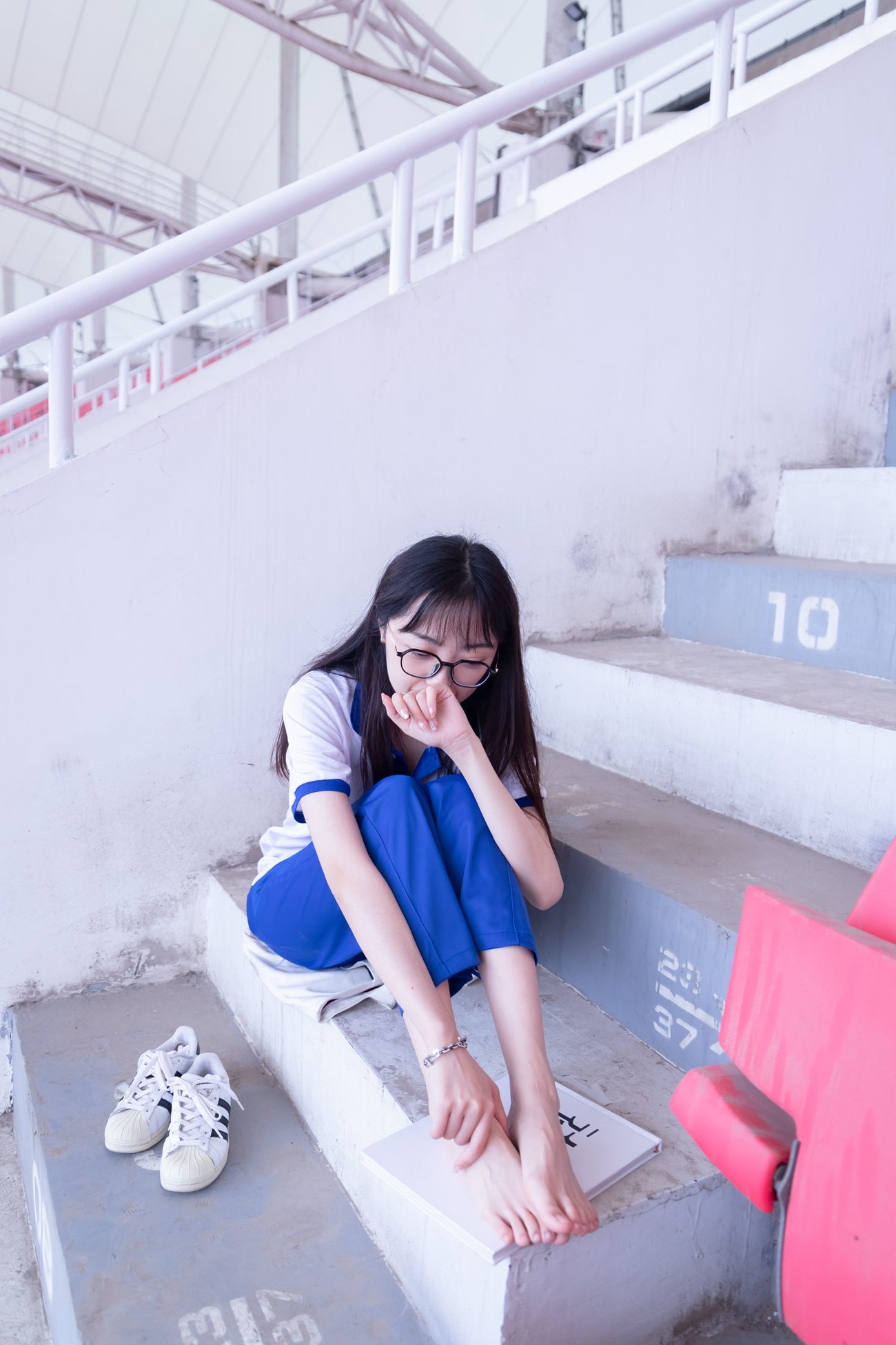 图片[119]-[BoBoSocks袜啵啵]NO.002 稚予-校服、贝壳头、白棉袜、裸足[139P] – 速更版-美库