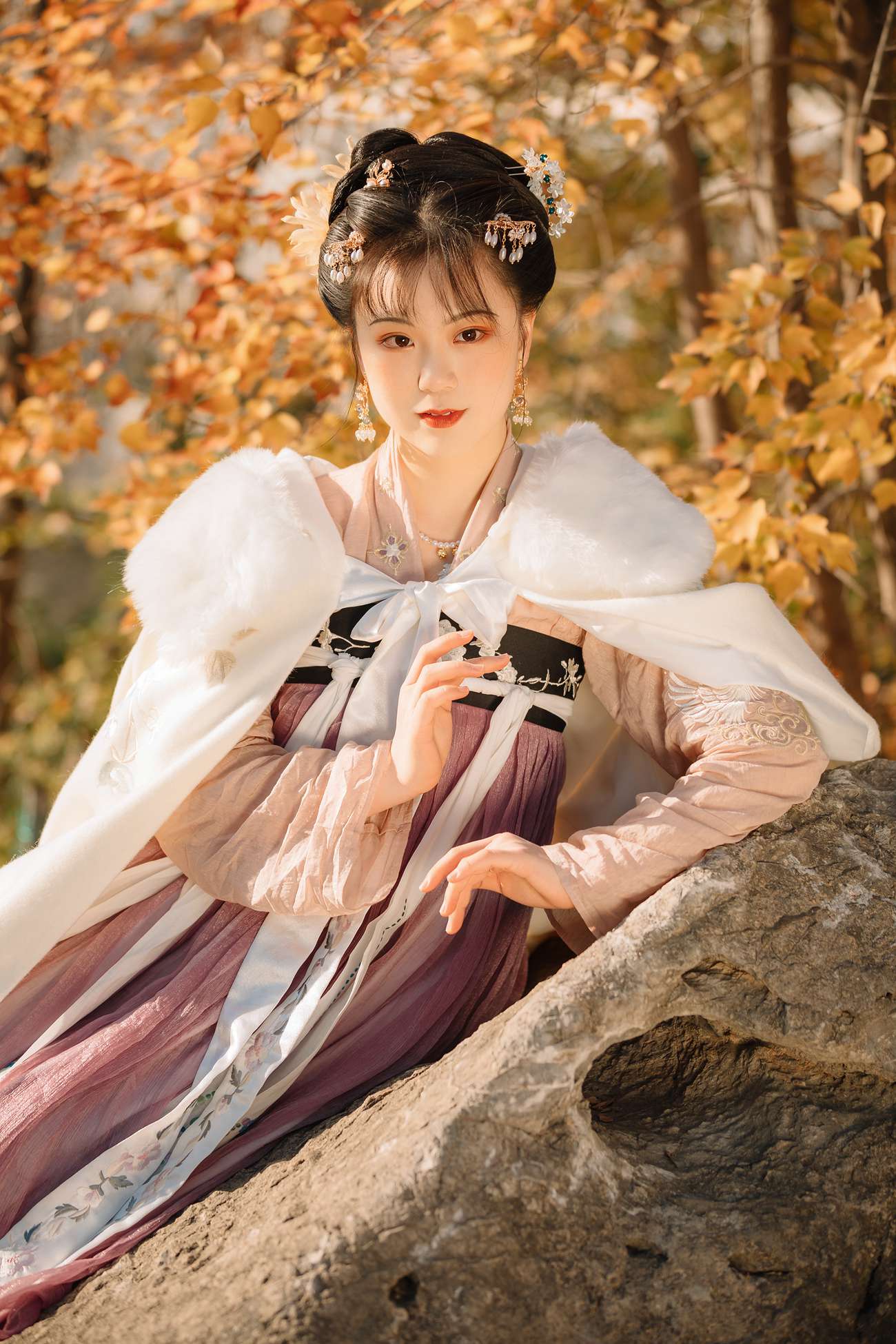 图片[17]-[YITUYU艺图语] 2021.08.20 锦瑟 碧山 [22P] – 速更版-美库