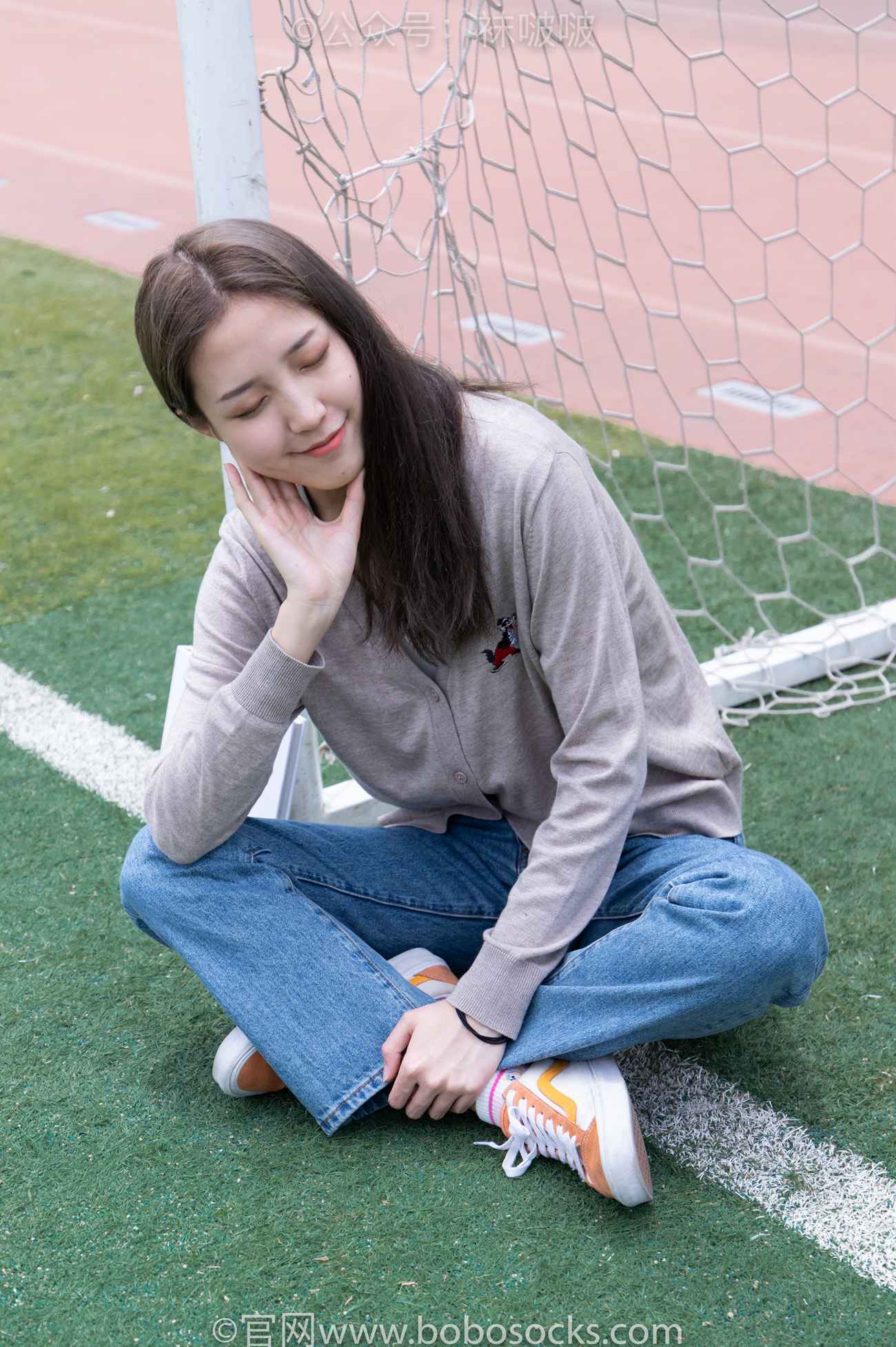 图片[17]-[BoBoSocks袜啵啵]NO.004 泡芙-vans帆布鞋、白棉袜、裸足[127P] – 速更版-美库