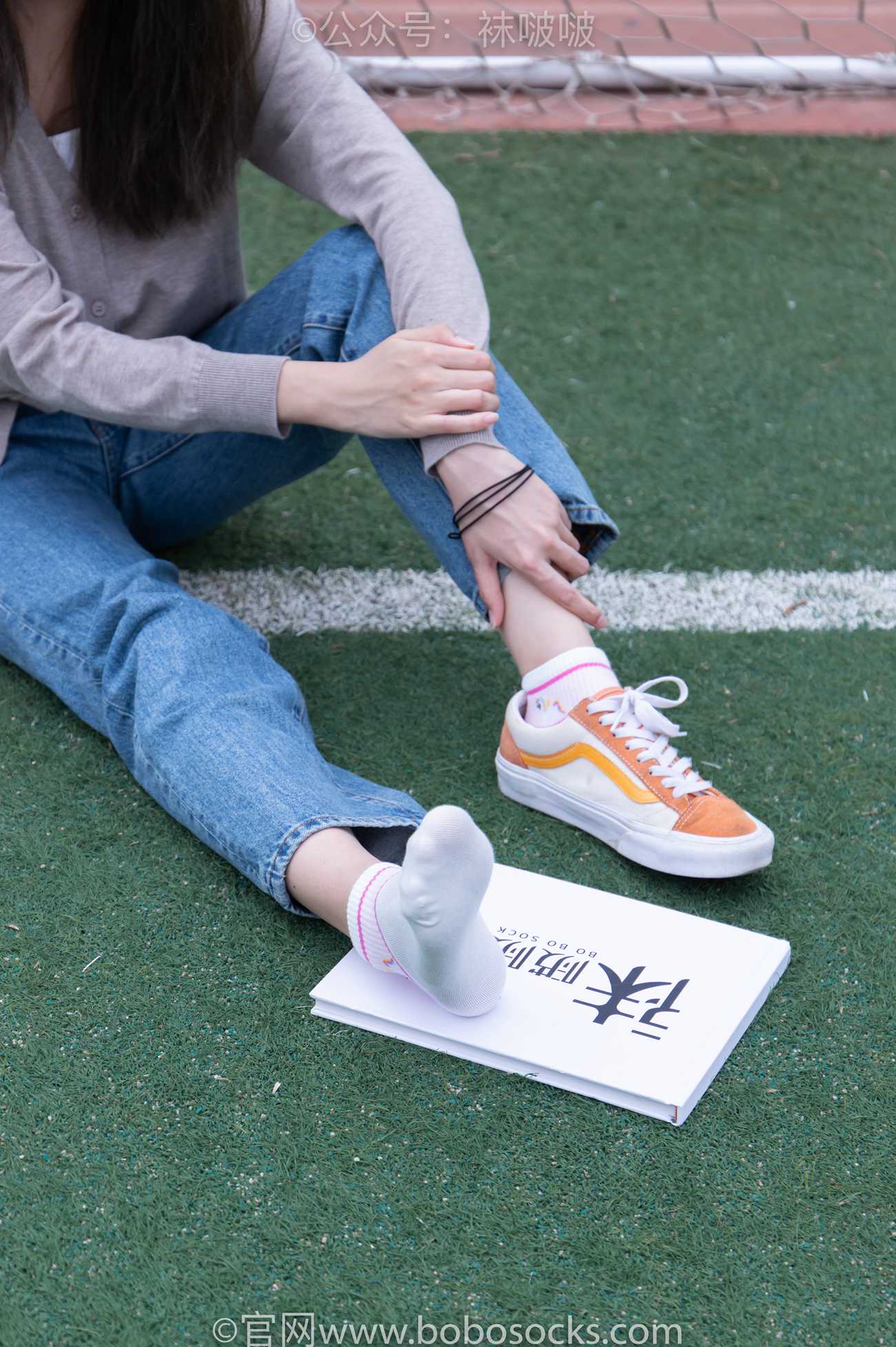 图片[38]-[BoBoSocks袜啵啵]NO.004 泡芙-vans帆布鞋、白棉袜、裸足[127P] – 速更版-美库