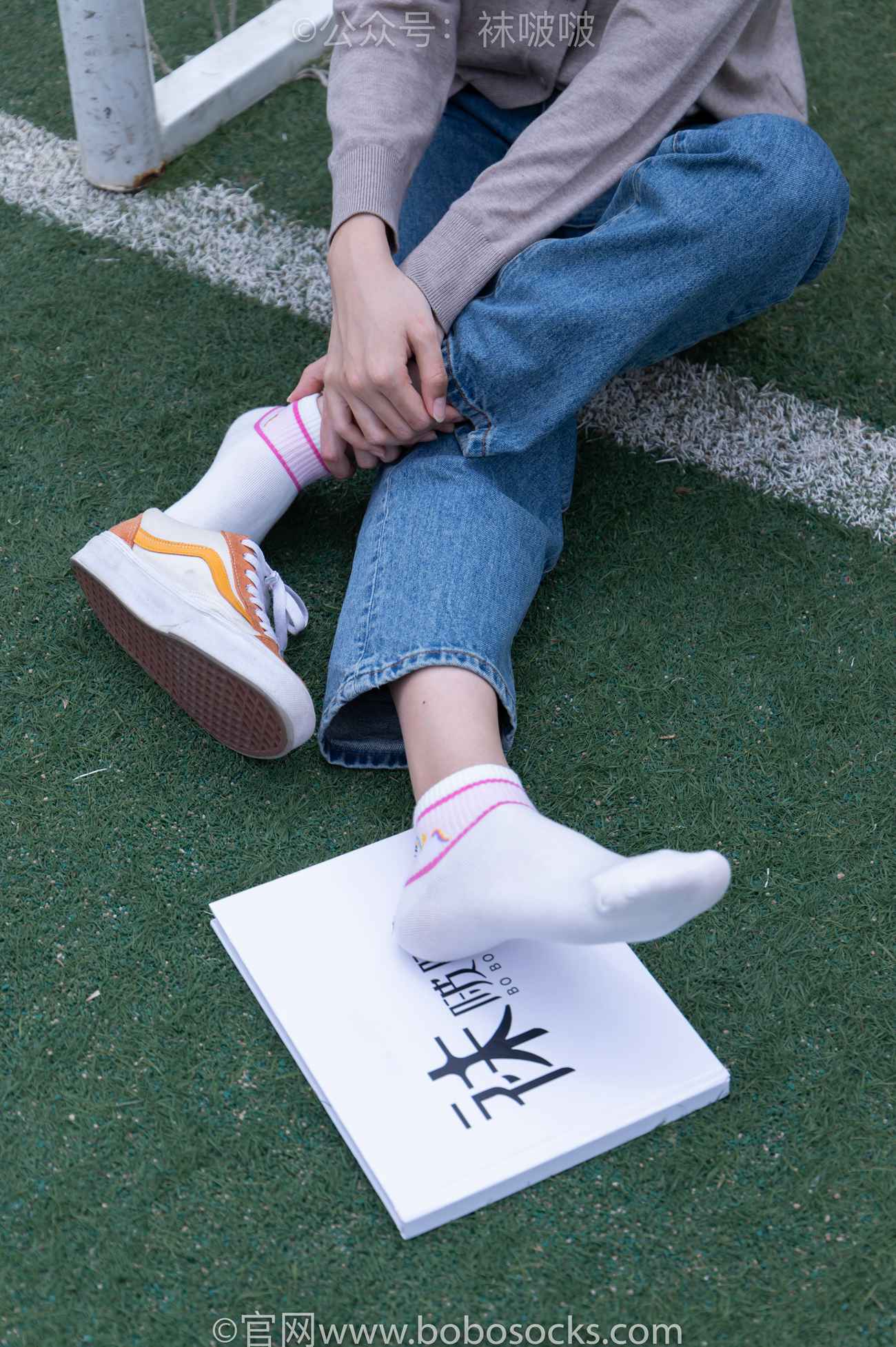 图片[44]-[BoBoSocks袜啵啵]NO.004 泡芙-vans帆布鞋、白棉袜、裸足[127P] – 速更版-美库