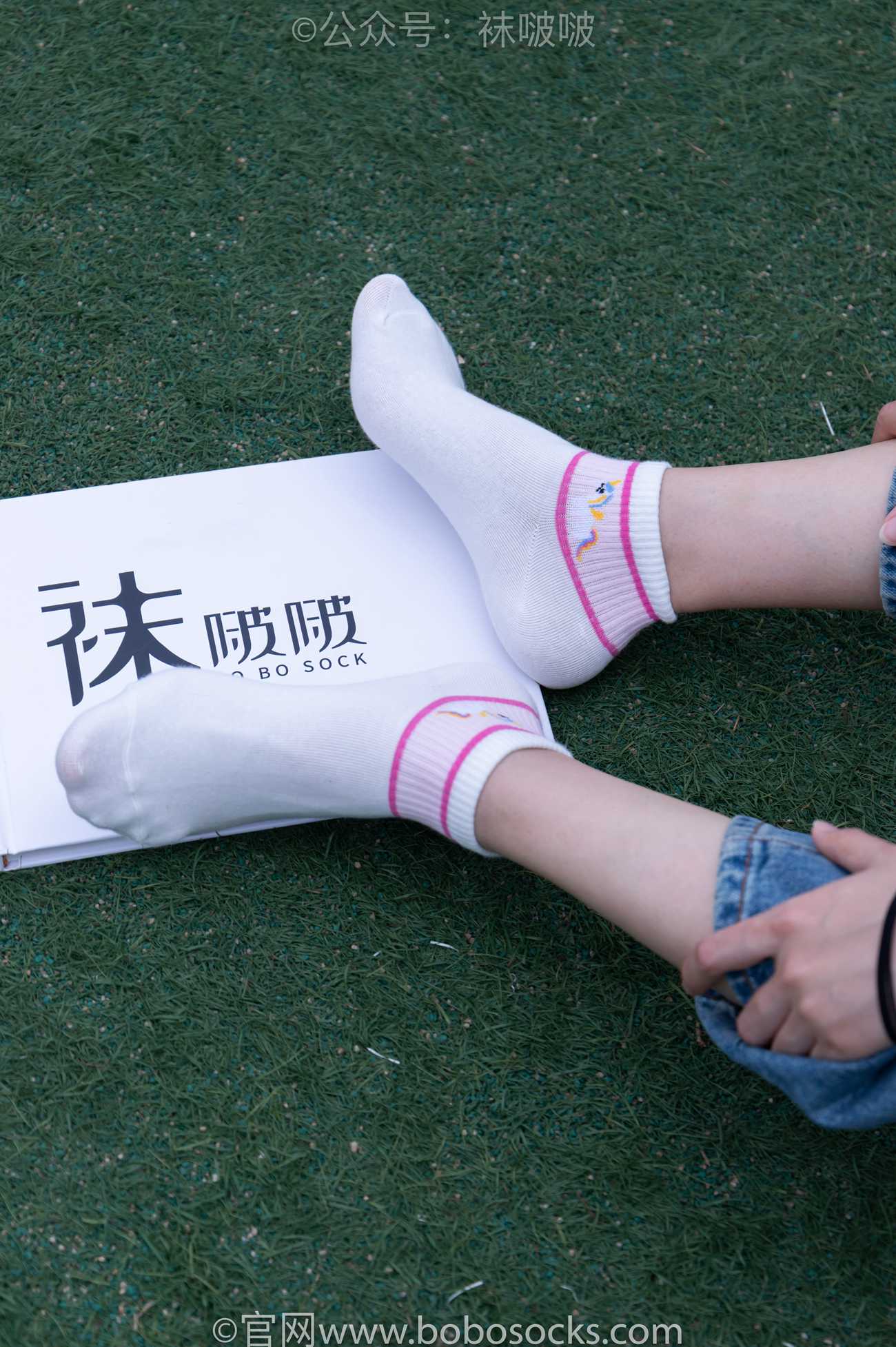 图片[46]-[BoBoSocks袜啵啵]NO.004 泡芙-vans帆布鞋、白棉袜、裸足[127P] – 速更版-美库