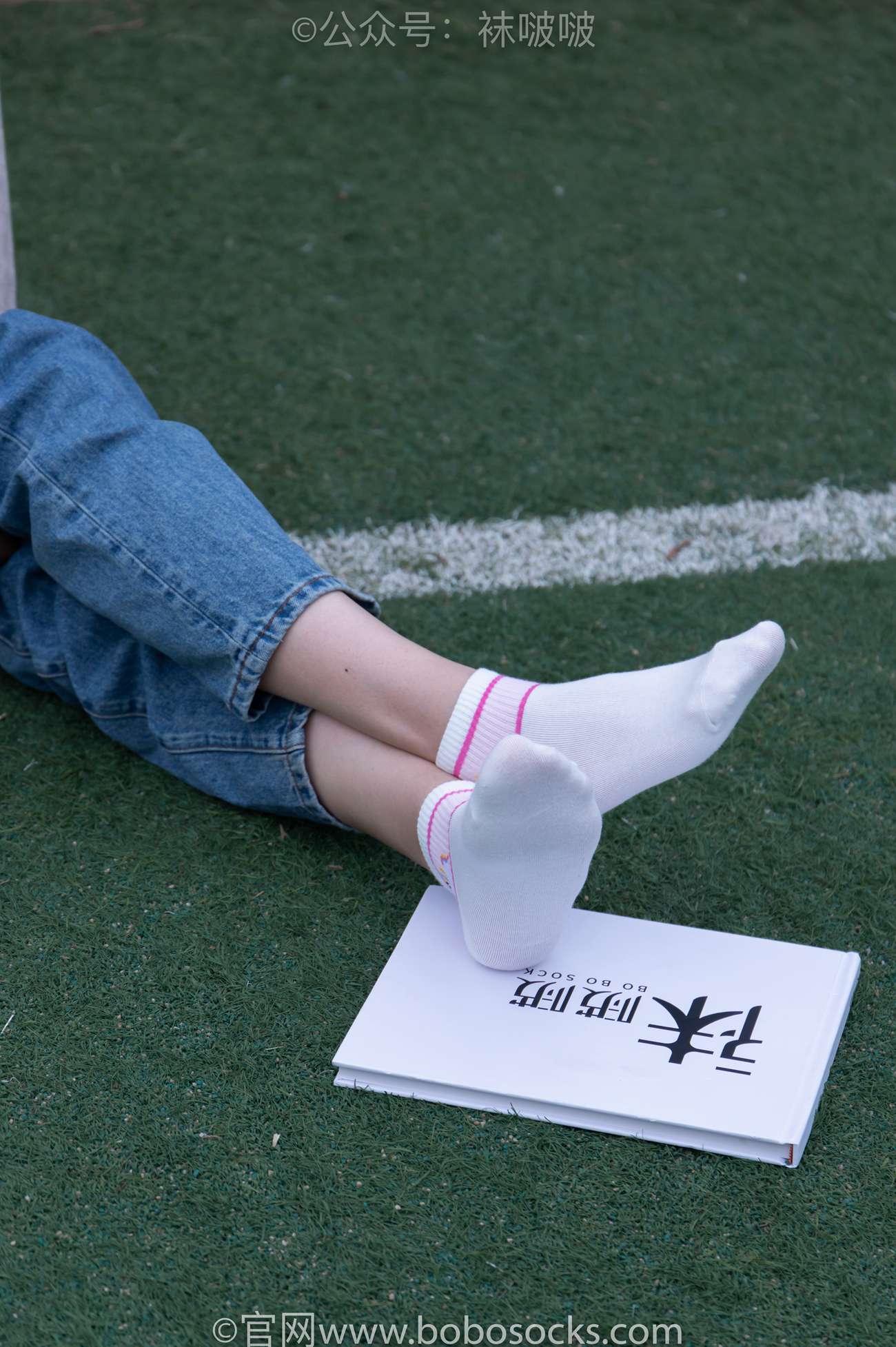 图片[50]-[BoBoSocks袜啵啵]NO.004 泡芙-vans帆布鞋、白棉袜、裸足[127P] – 速更版-美库