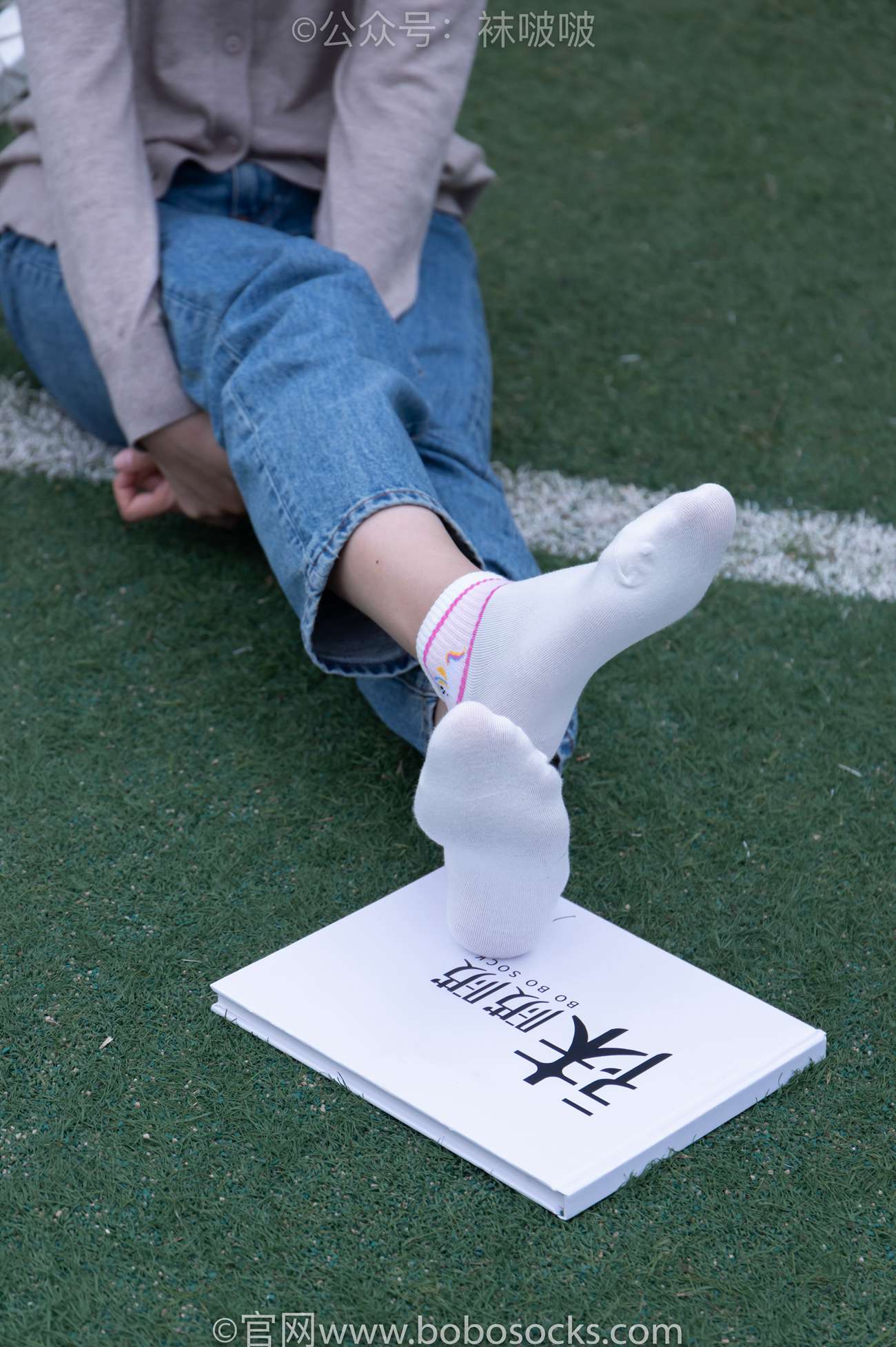 图片[51]-[BoBoSocks袜啵啵]NO.004 泡芙-vans帆布鞋、白棉袜、裸足[127P] – 速更版-美库