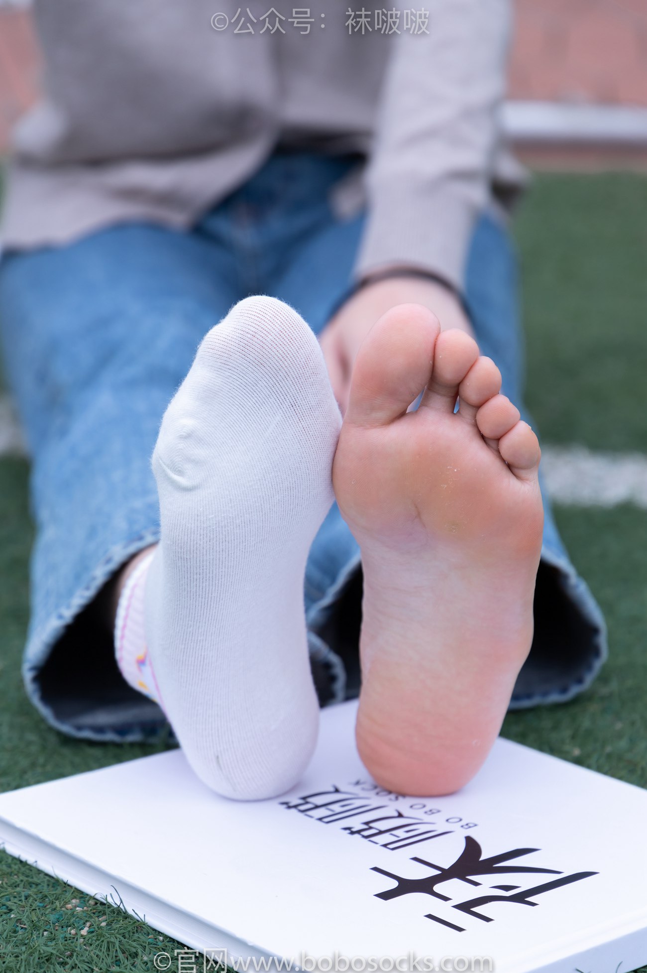 图片[59]-[BoBoSocks袜啵啵]NO.004 泡芙-vans帆布鞋、白棉袜、裸足[127P] – 速更版-美库