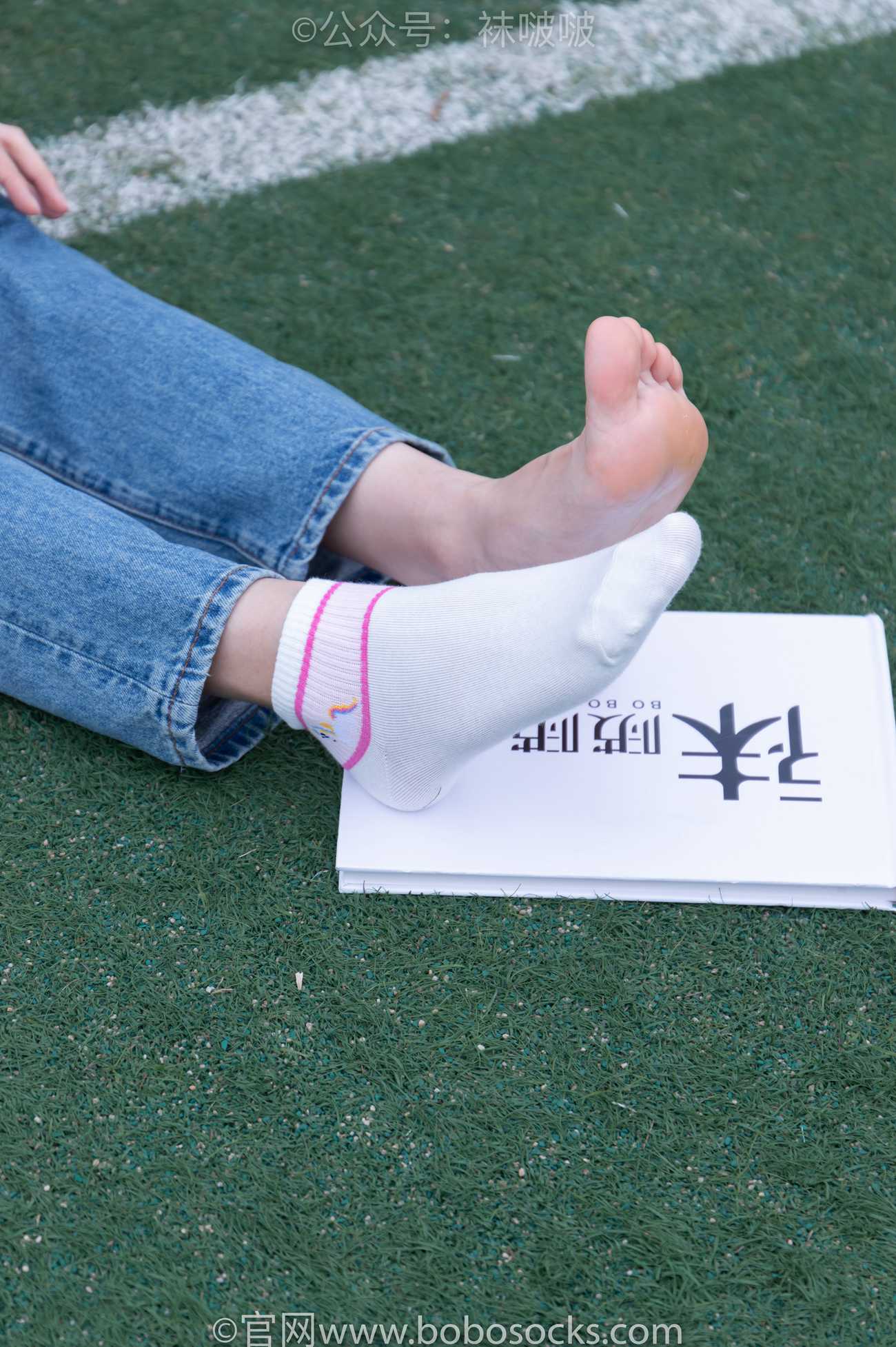 图片[63]-[BoBoSocks袜啵啵]NO.004 泡芙-vans帆布鞋、白棉袜、裸足[127P] – 速更版-美库