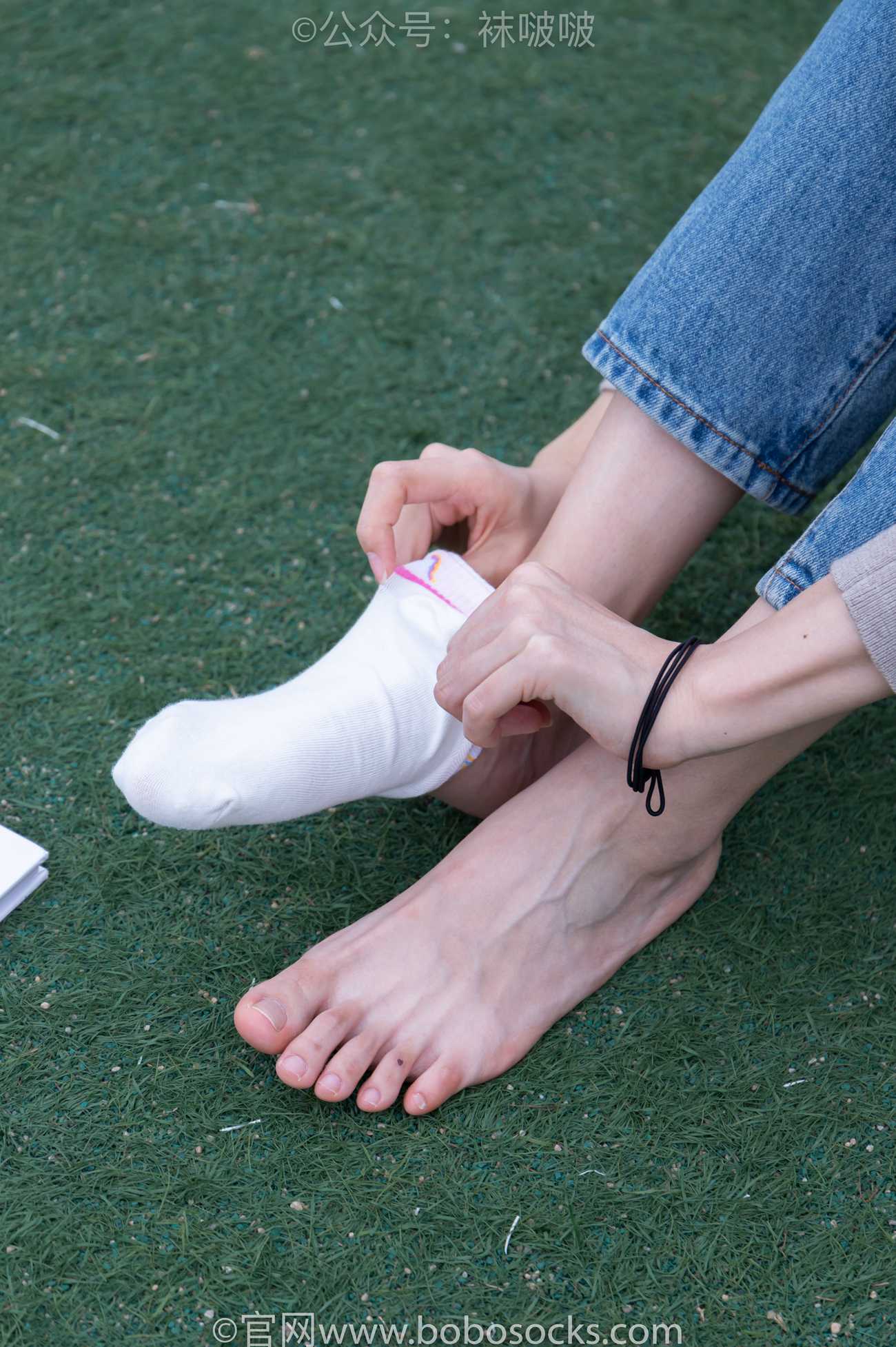 图片[100]-[BoBoSocks袜啵啵]NO.004 泡芙-vans帆布鞋、白棉袜、裸足[127P] – 速更版-美库