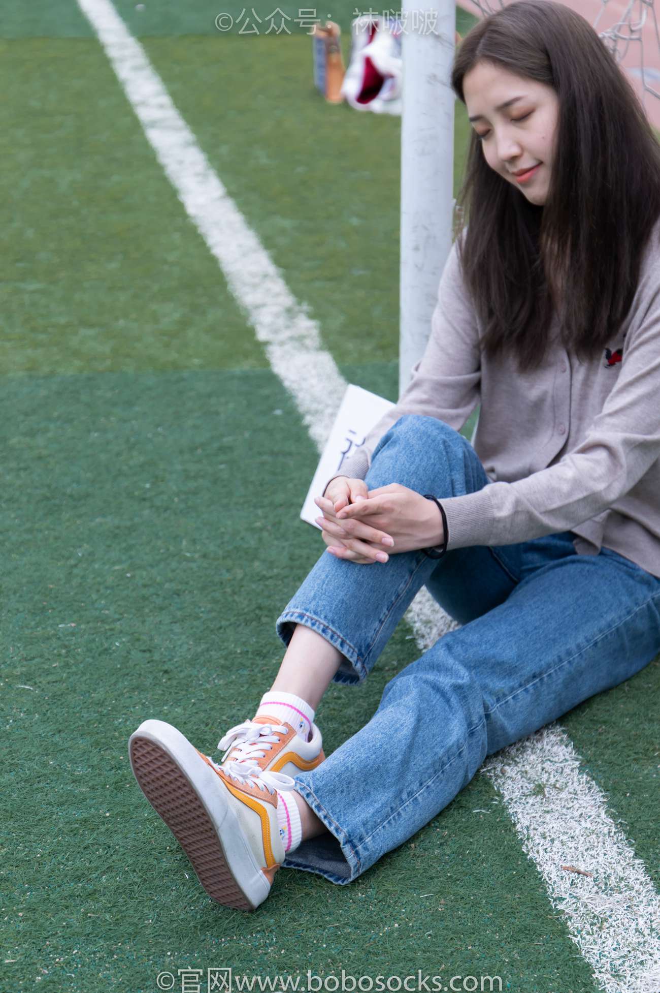 图片[124]-[BoBoSocks袜啵啵]NO.004 泡芙-vans帆布鞋、白棉袜、裸足[127P] – 速更版-美库