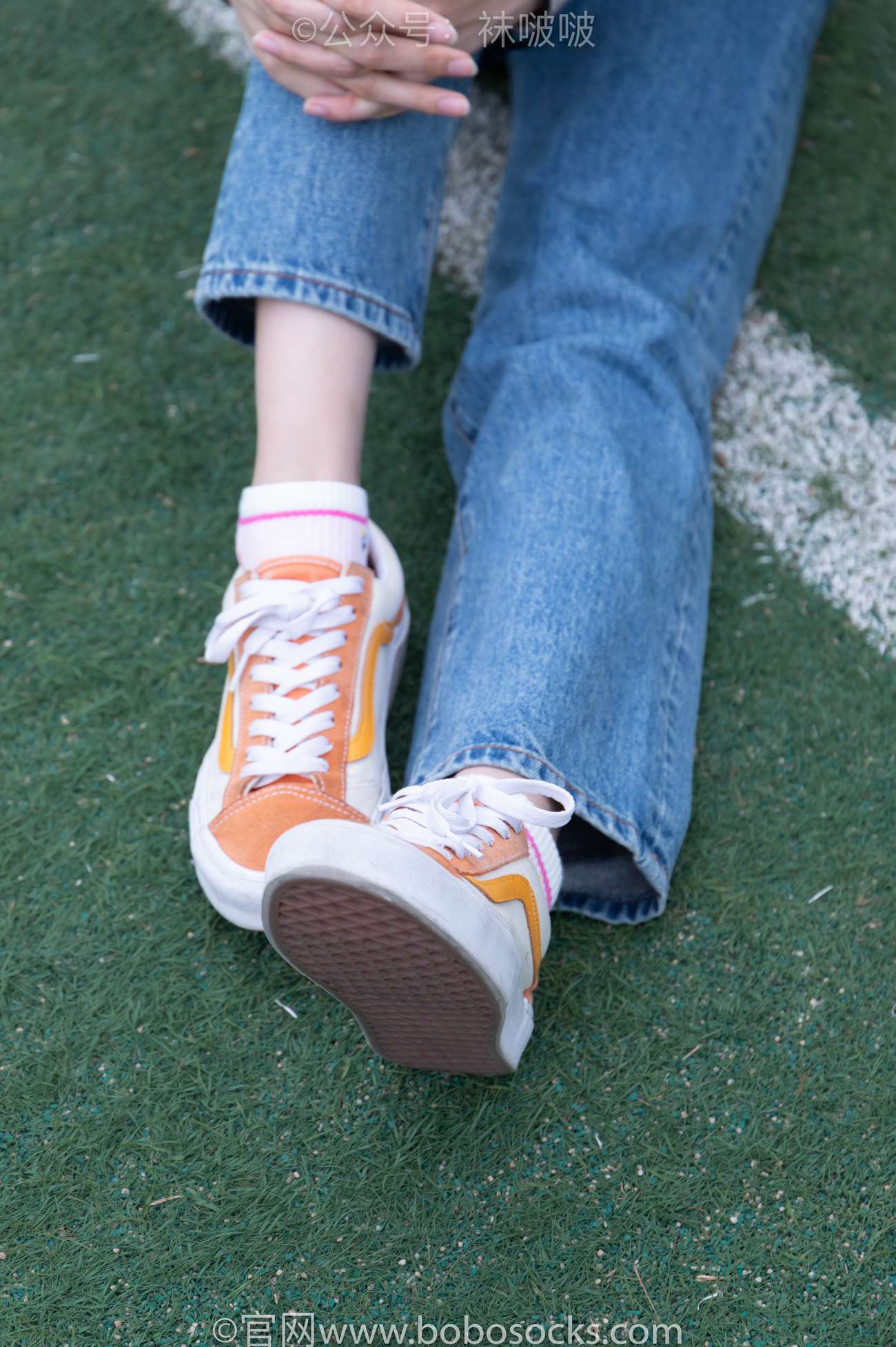 图片[123]-[BoBoSocks袜啵啵]NO.004 泡芙-vans帆布鞋、白棉袜、裸足[127P] – 速更版-美库