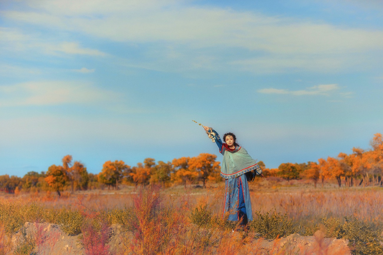 图片[12]-[YITUYU艺图语] 2021.08.20 东宫—蓝色小枫 赵瑞洁_ez [27P] – 速更版-美库