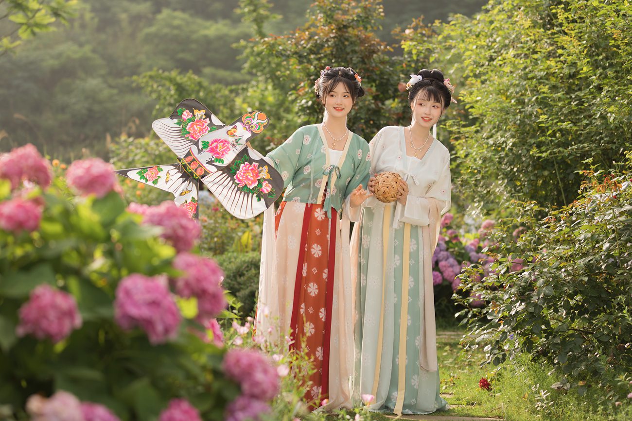 图片[12]-[YITUYU艺图语] 2021.08.21 春日宴 miki小包子 [23P] – 速更版-美库