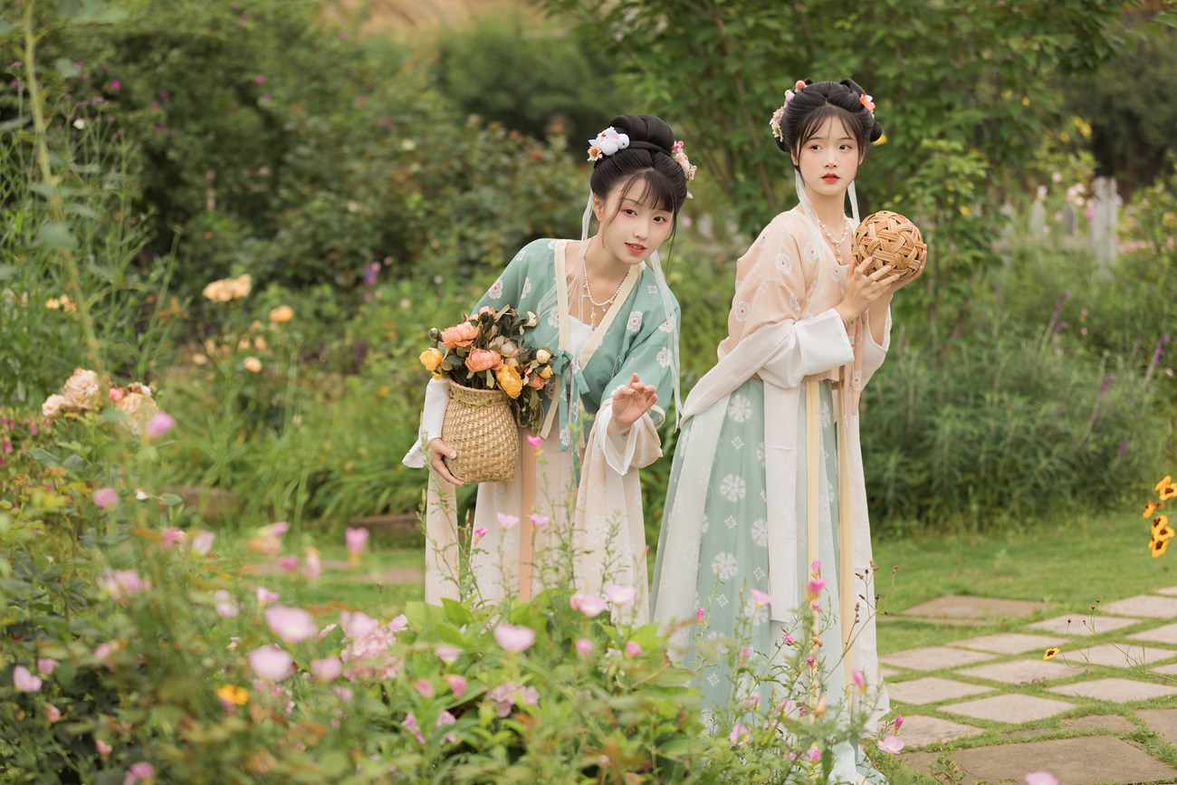 图片[22]-[YITUYU艺图语] 2021.08.21 春日宴 miki小包子 [23P] – 速更版-美库