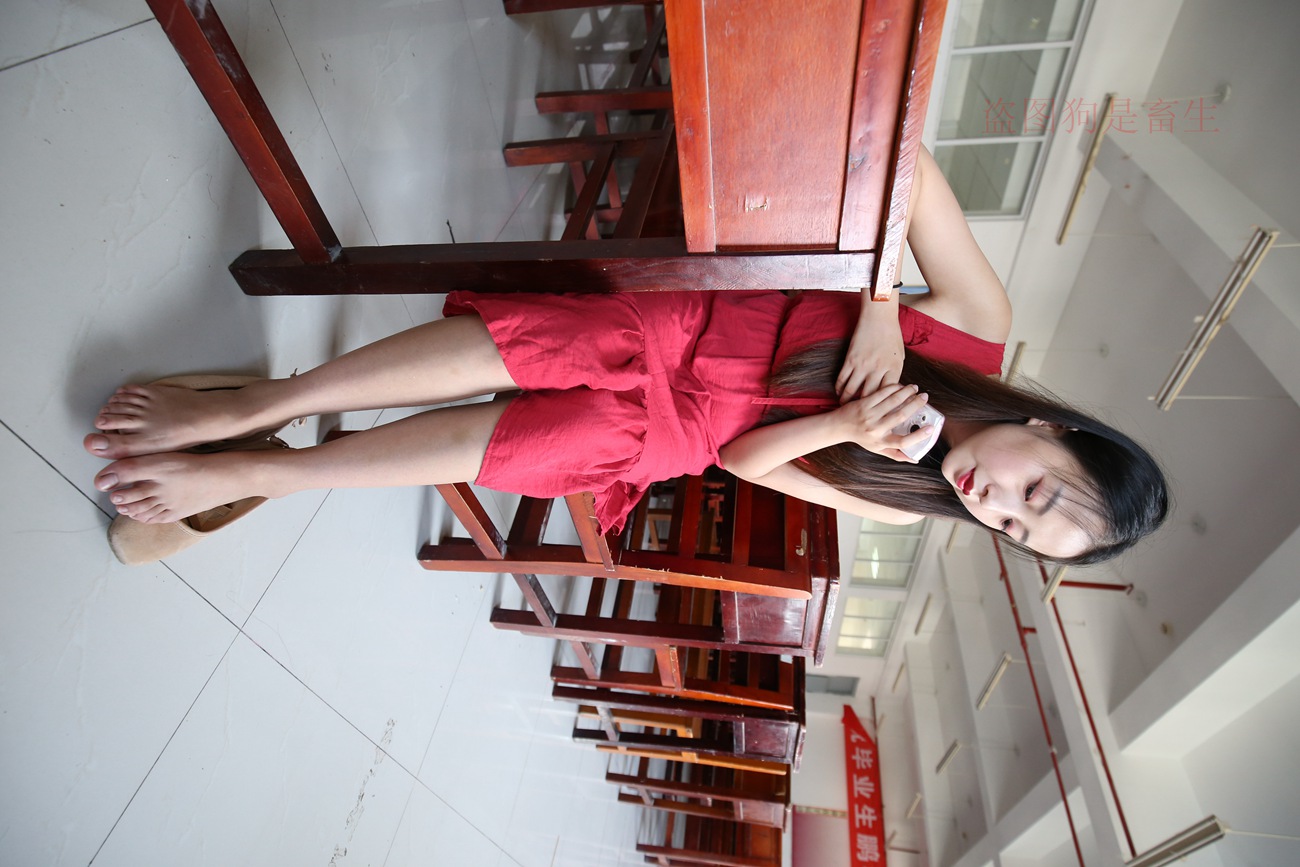 图片[32]-大西瓜爱牙膏-早期作品-Z5-4 电梯冰丝+裸足(1)[136P] – 速更版-美库