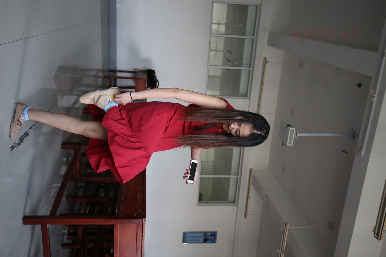 图片[24]-大西瓜爱牙膏-早期作品-Z5-4 电梯冰丝+裸足(2)[180P] – 速更版-美库