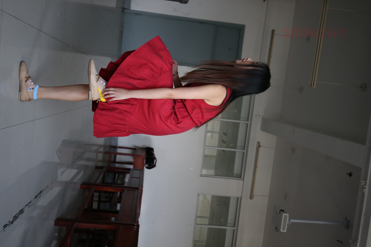 图片[35]-大西瓜爱牙膏-早期作品-Z5-4 电梯冰丝+裸足(2)[180P] – 速更版-美库