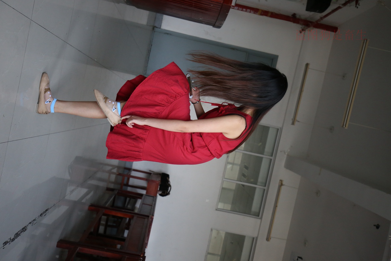 图片[37]-大西瓜爱牙膏-早期作品-Z5-4 电梯冰丝+裸足(2)[180P] – 速更版-美库