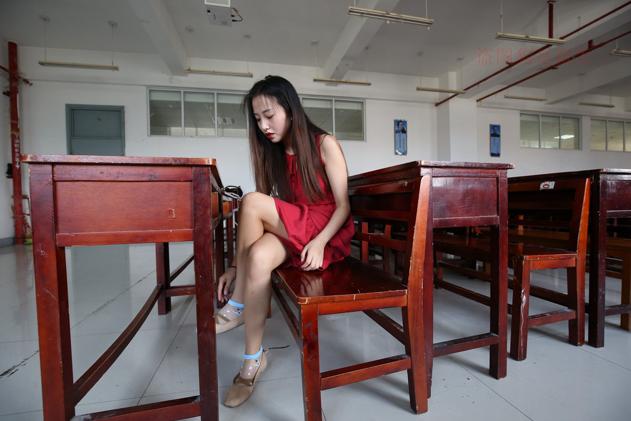 图片[116]-大西瓜爱牙膏-早期作品-Z5-4 电梯冰丝+裸足(1)[136P] – 速更版-美库