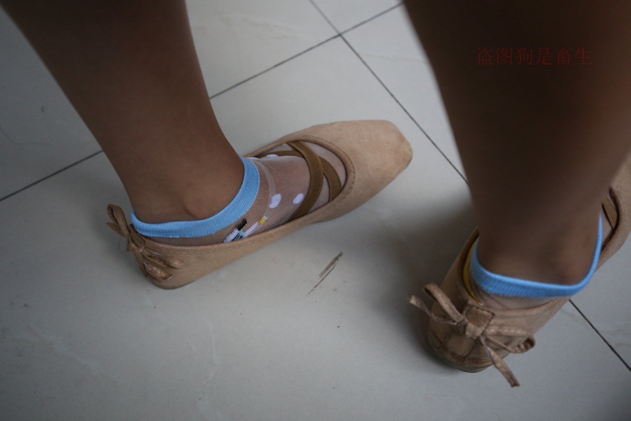 图片[50]-大西瓜爱牙膏-早期作品-Z5-4 电梯冰丝+裸足(2)[180P] – 速更版-美库