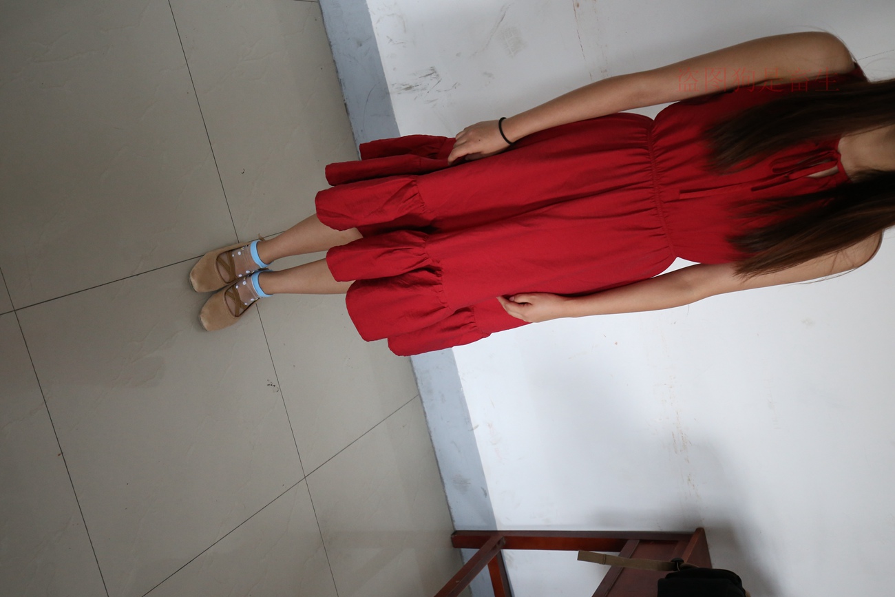 图片[123]-大西瓜爱牙膏-早期作品-Z5-4 电梯冰丝+裸足(1)[136P] – 速更版-美库