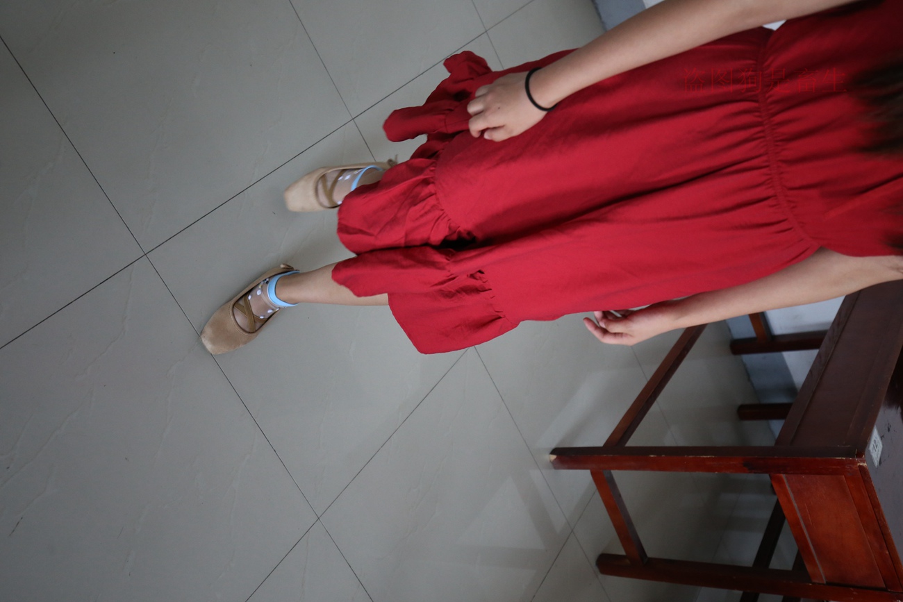 图片[124]-大西瓜爱牙膏-早期作品-Z5-4 电梯冰丝+裸足(1)[136P] – 速更版-美库