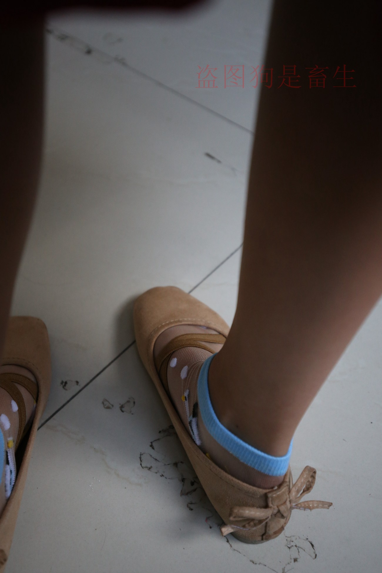 图片[55]-大西瓜爱牙膏-早期作品-Z5-4 电梯冰丝+裸足(2)[180P] – 速更版-美库