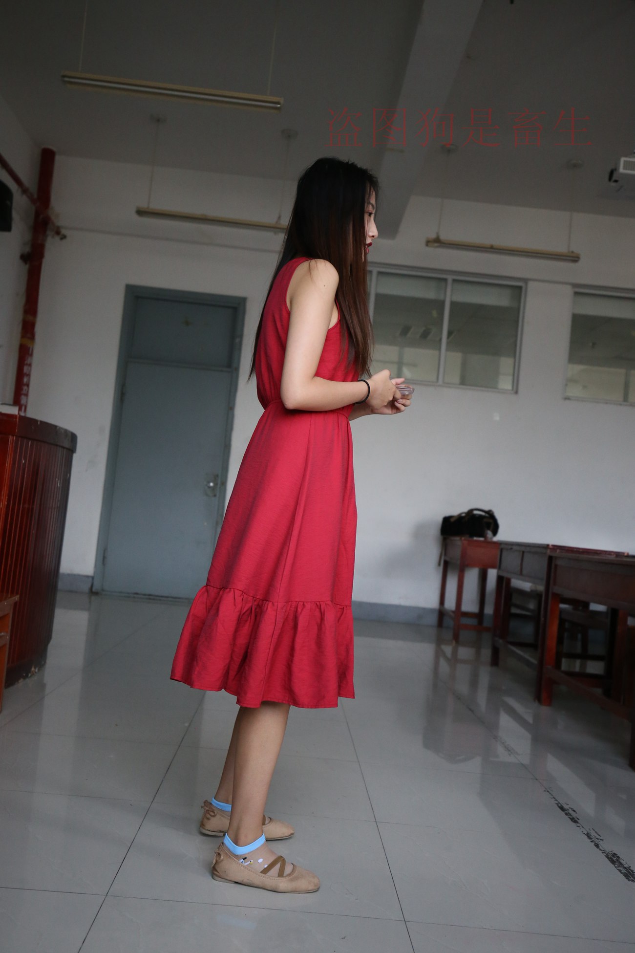 图片[137]-大西瓜爱牙膏-早期作品-Z5-4 电梯冰丝+裸足(1)[136P] – 速更版-美库