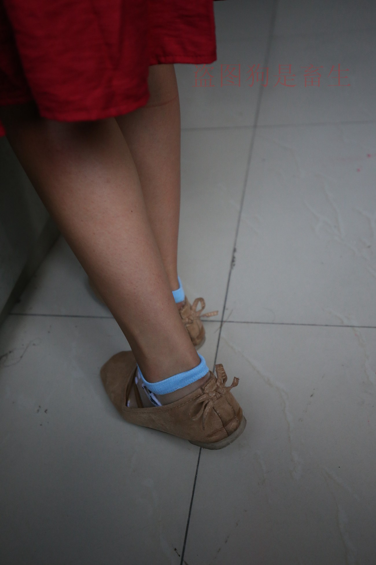 图片[59]-大西瓜爱牙膏-早期作品-Z5-4 电梯冰丝+裸足(2)[180P] – 速更版-美库