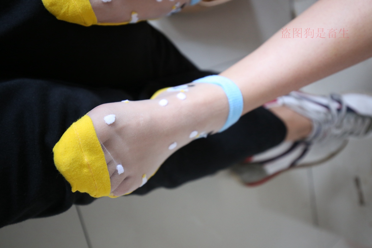 图片[86]-大西瓜爱牙膏-早期作品-Z5-4 电梯冰丝+裸足(2)[180P] – 速更版-美库